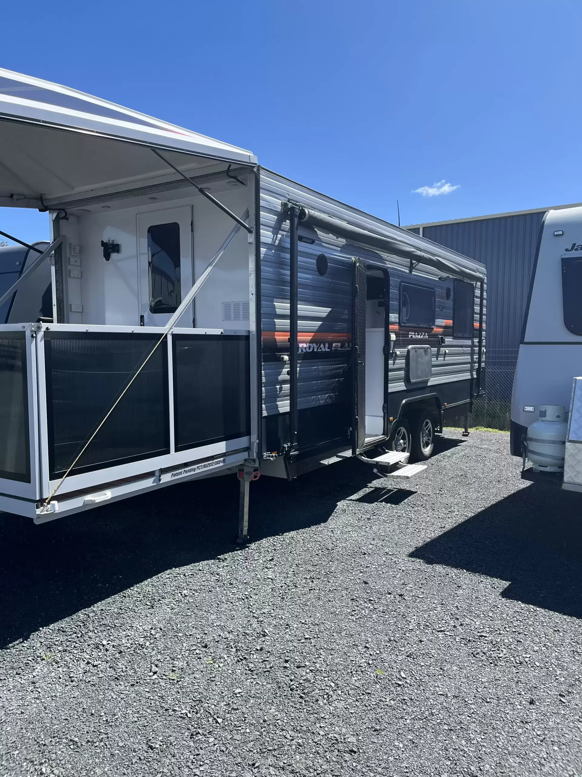 2014 Royal Flair Piazza