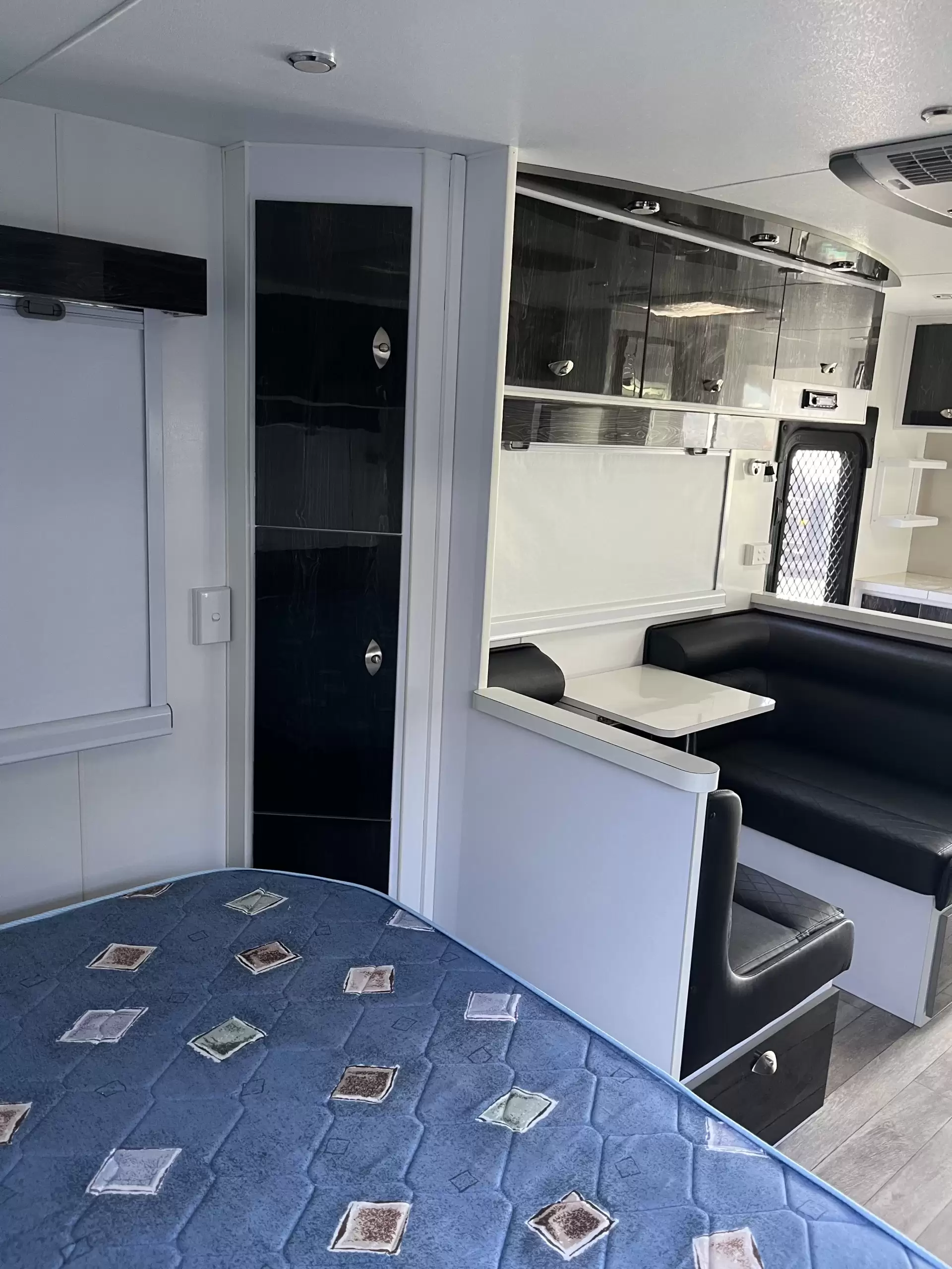 2014 Royal Flair Piazza