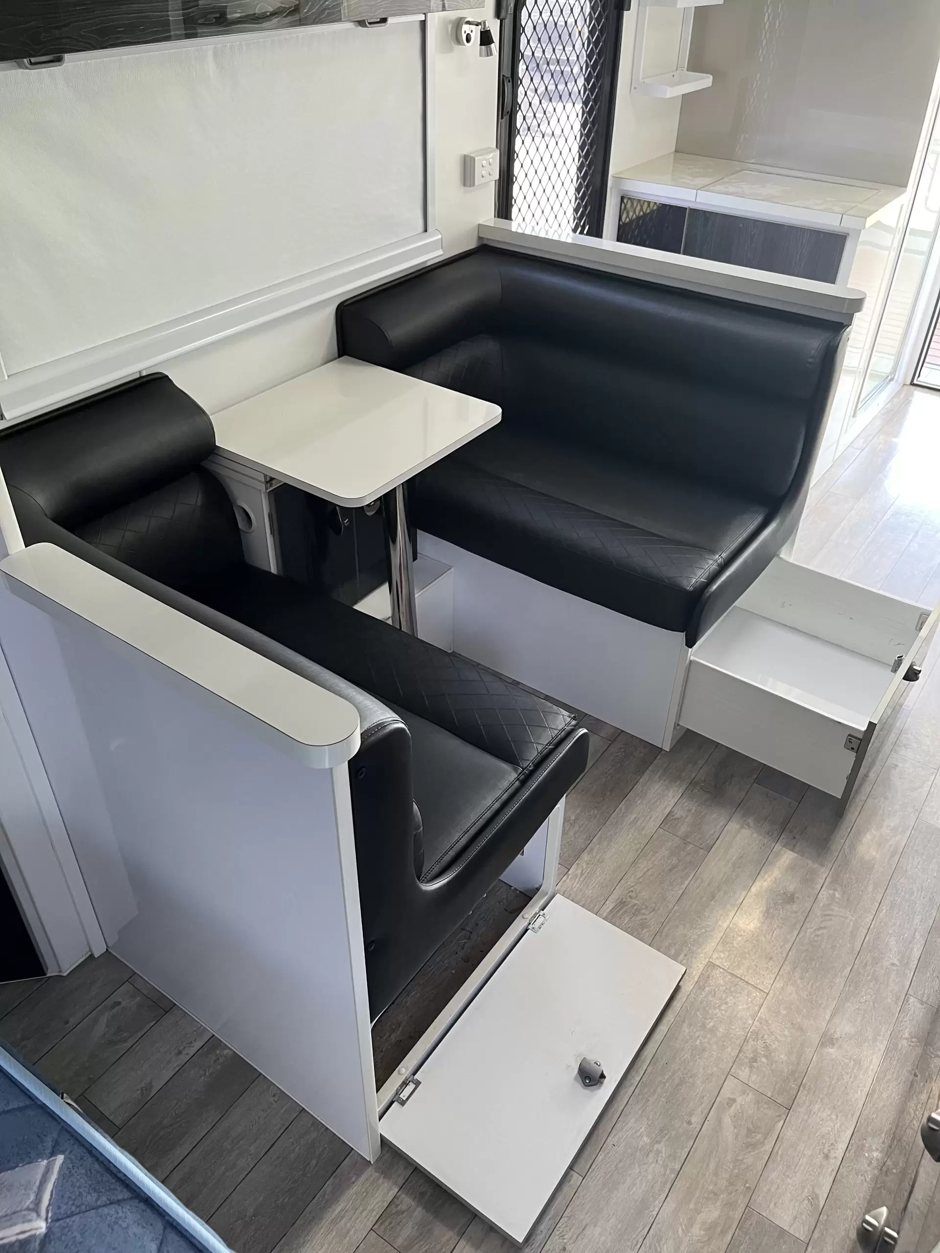 2014 Royal Flair Piazza