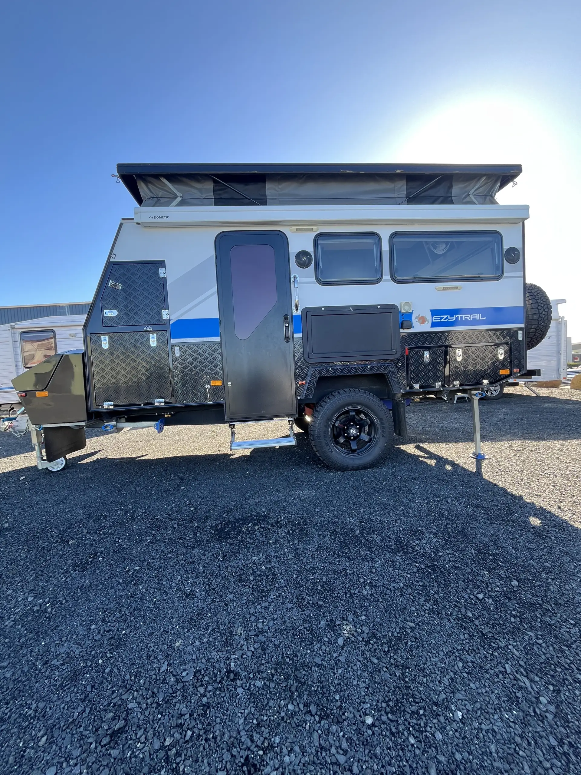 2022 Ezytrail Parkes 13