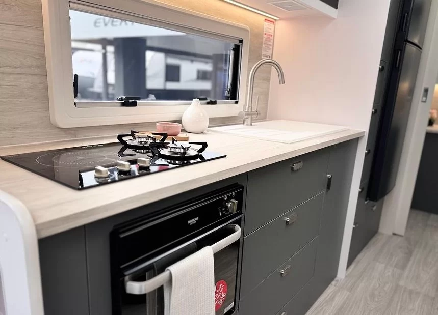 MY25 Excalibur Nobleman