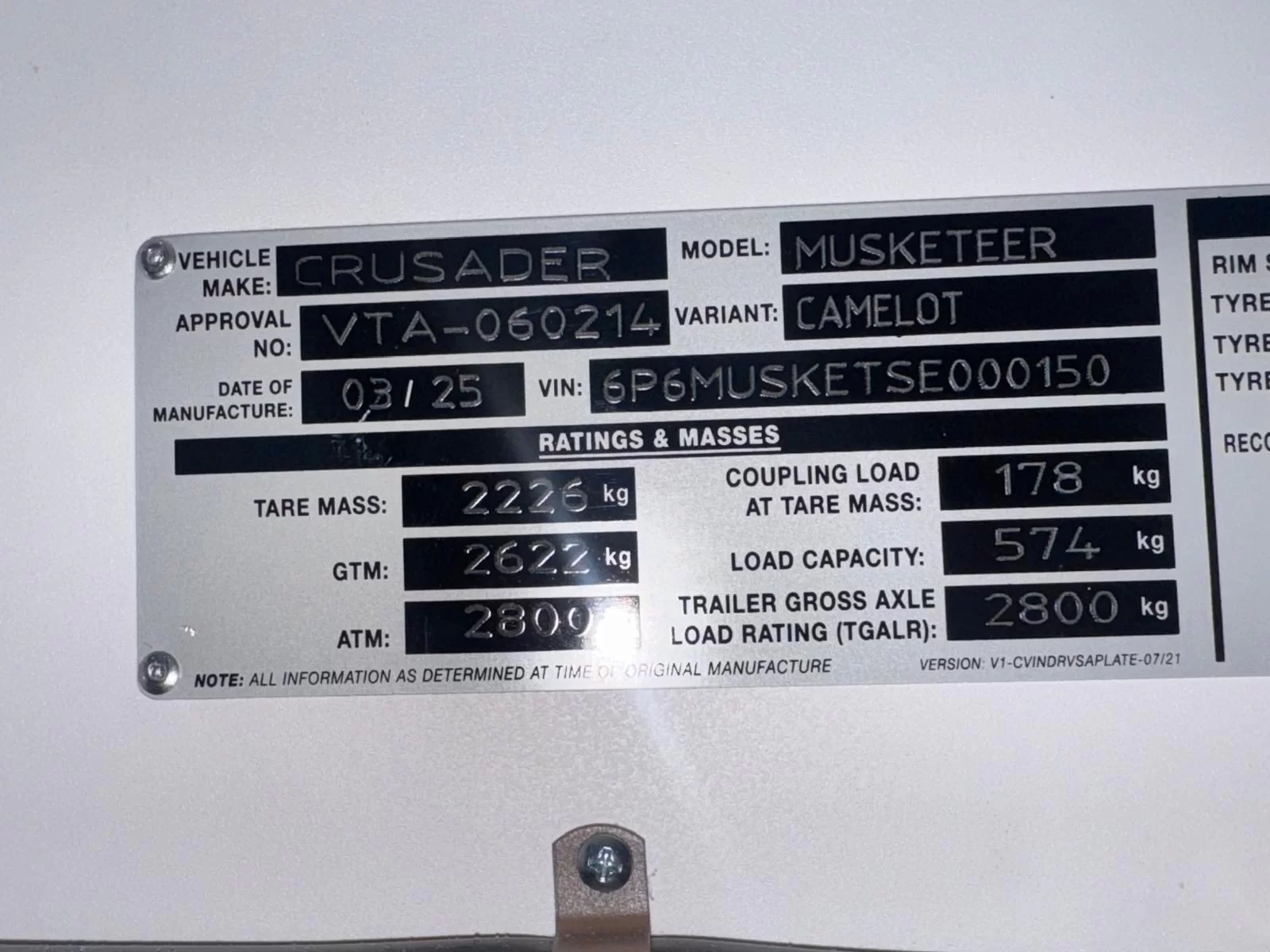 MY25 Musketeer Camelot