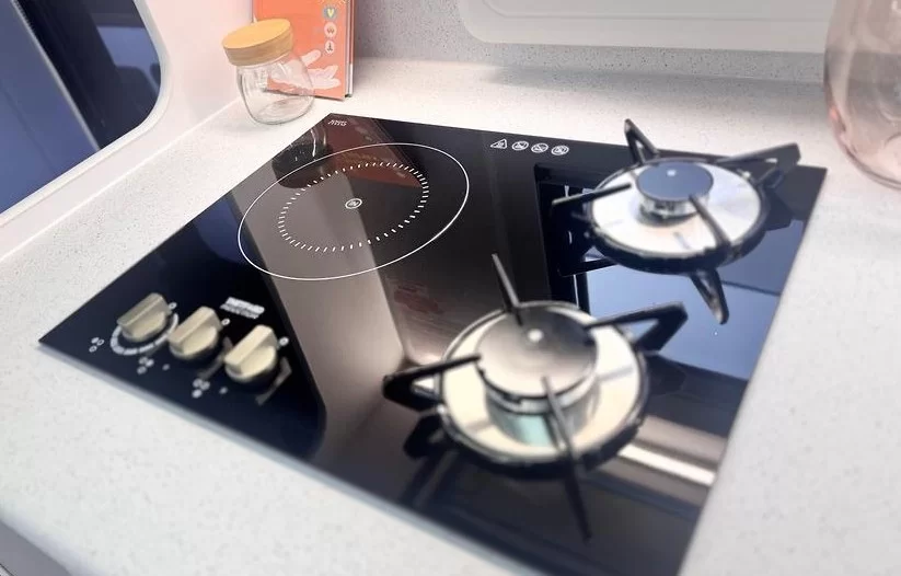 MY25 Musketeer Camelot