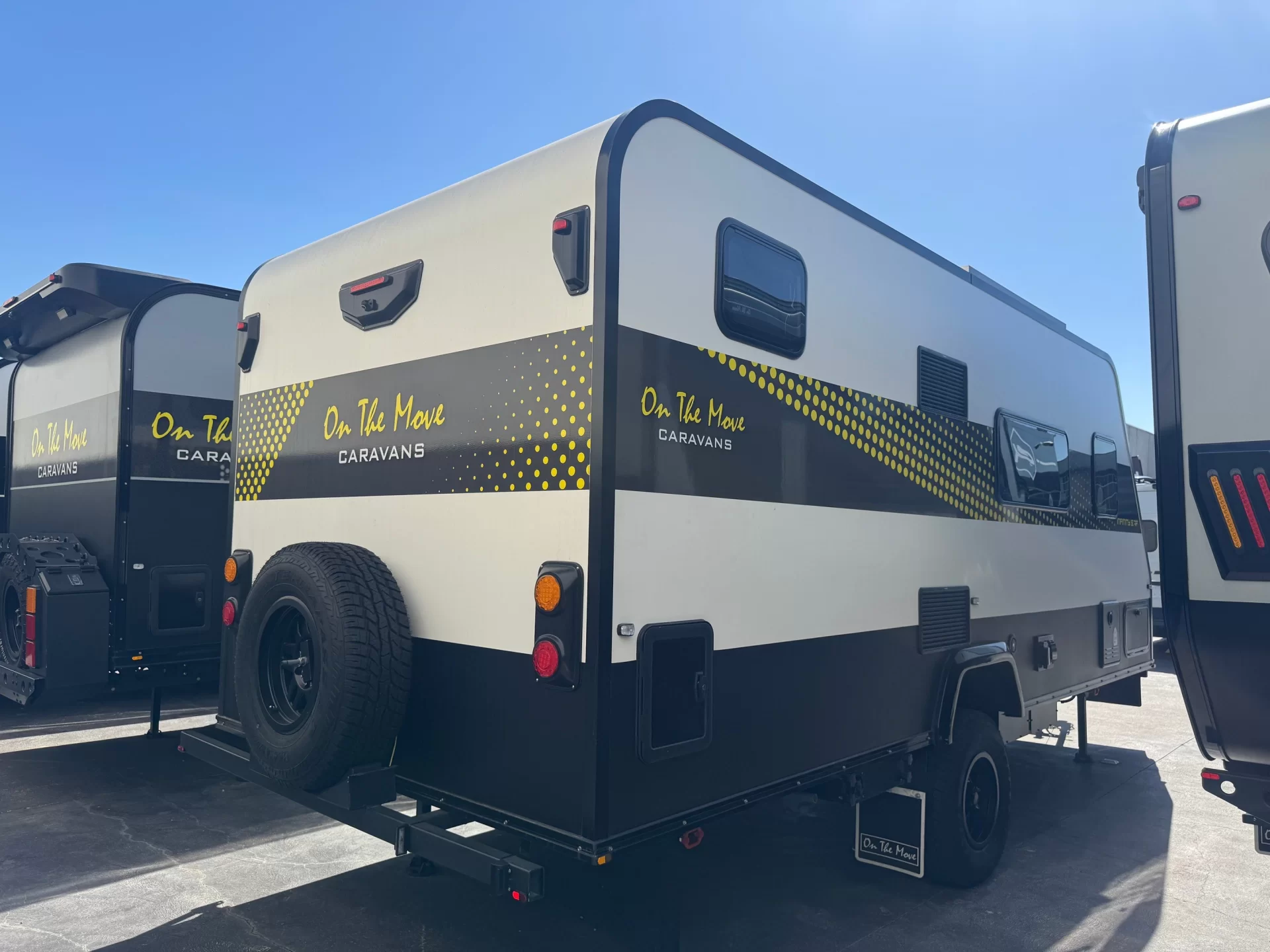 Infinity 5.7F Double Bunk