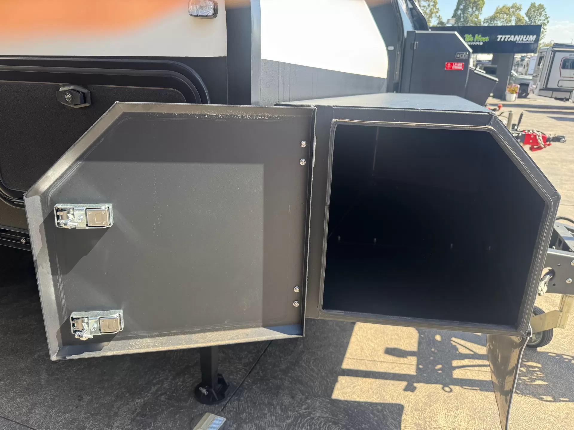 Infinity 5.7F Double Bunk