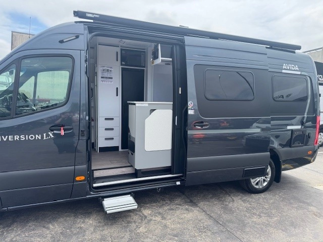 Exterior Slider Image