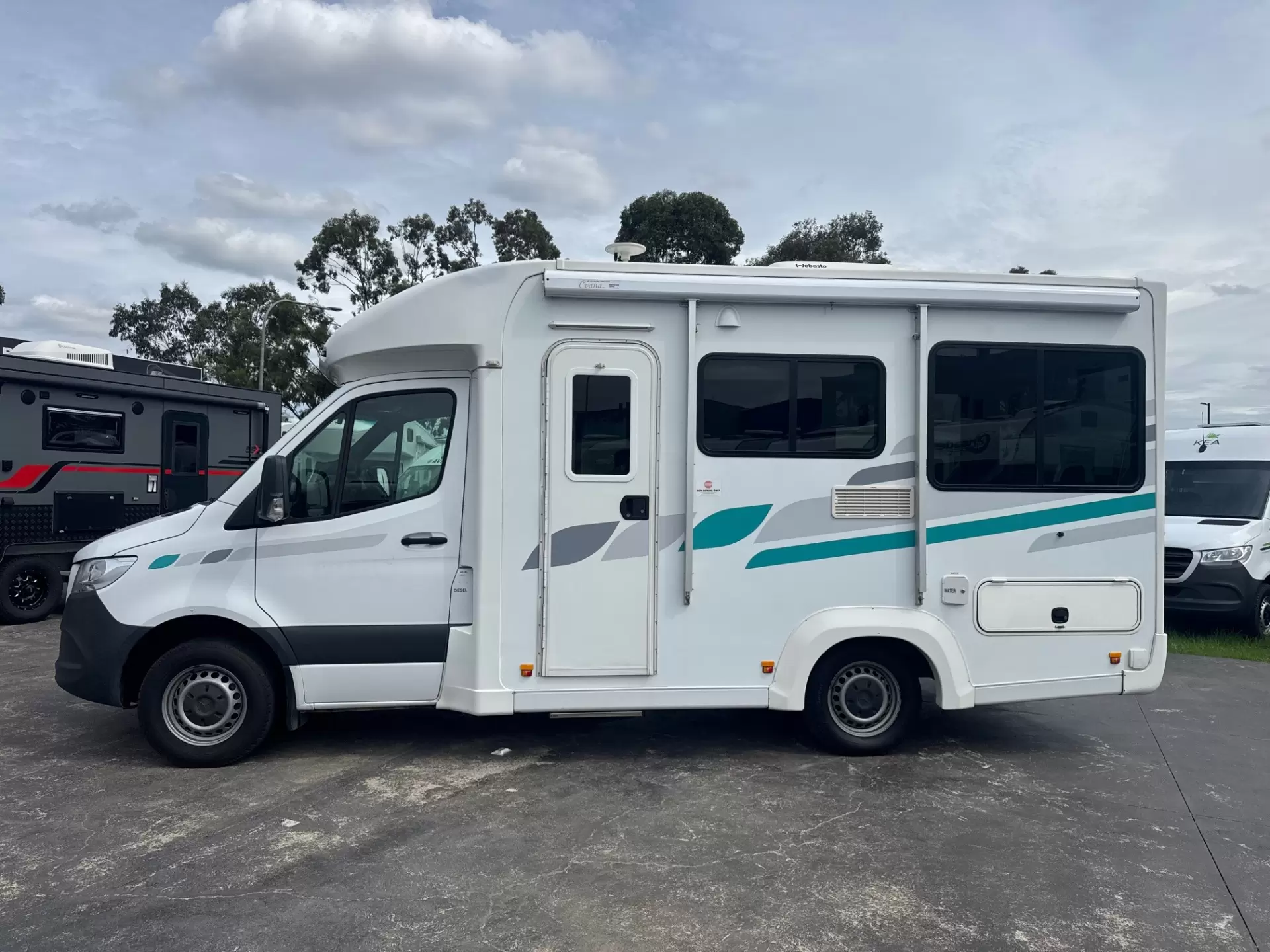 Discovery M660 4 Berth