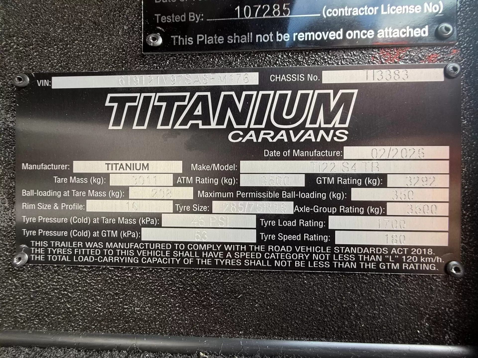 S4 19'6 Front Door (196FD)