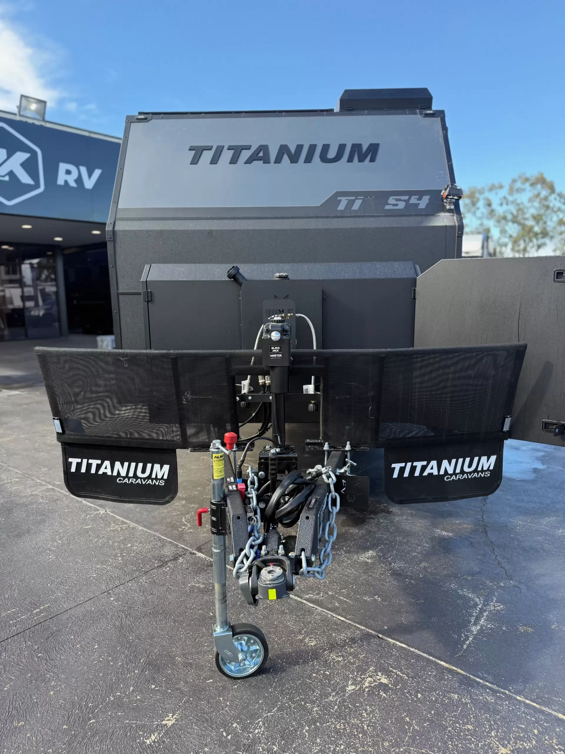 S4 19'6 Front Door (196FD)