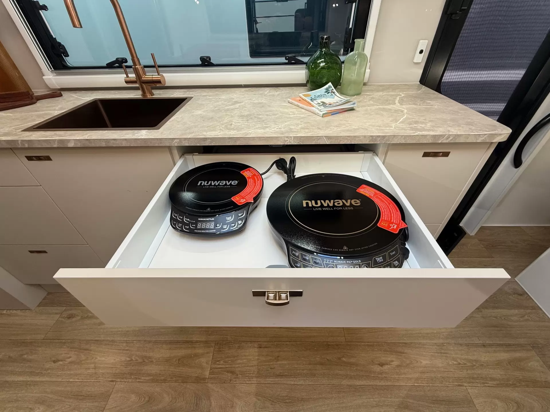 S4 19'6 Front Door (196FD)