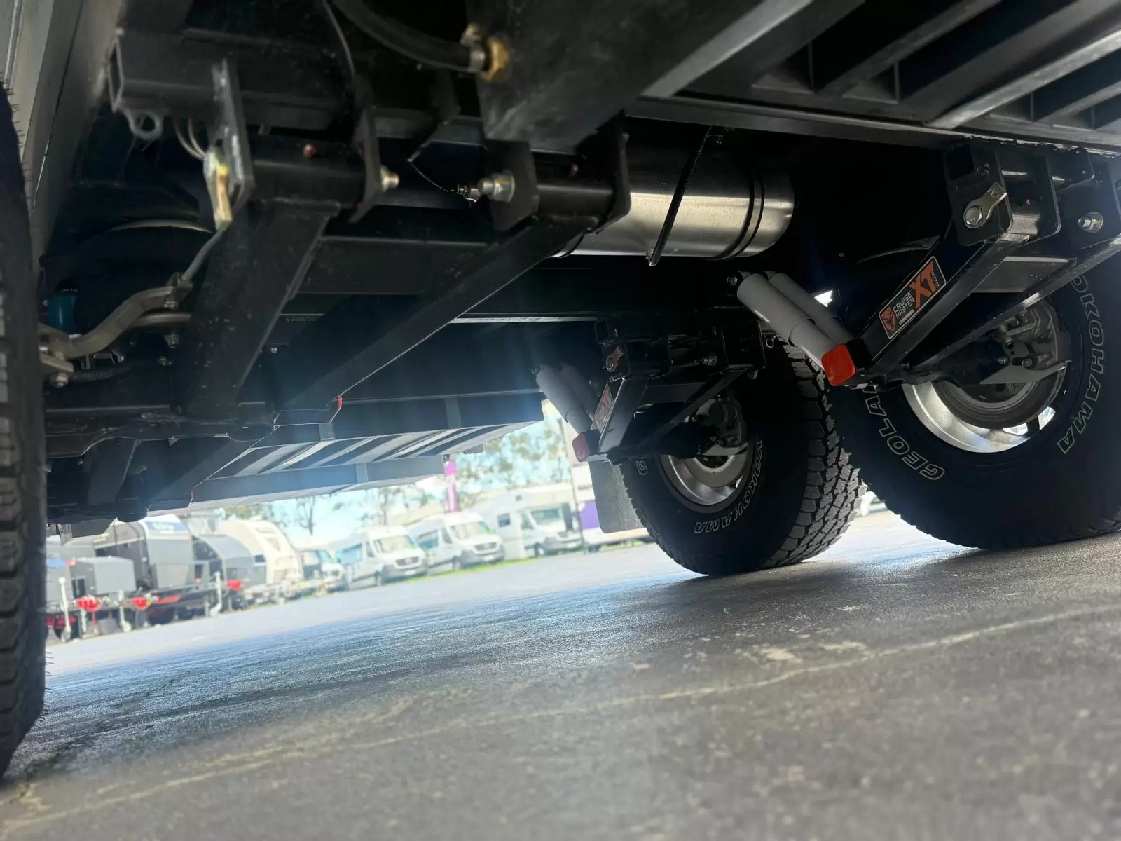 S3 19'6 Queen East-West Bunk (196D/T)