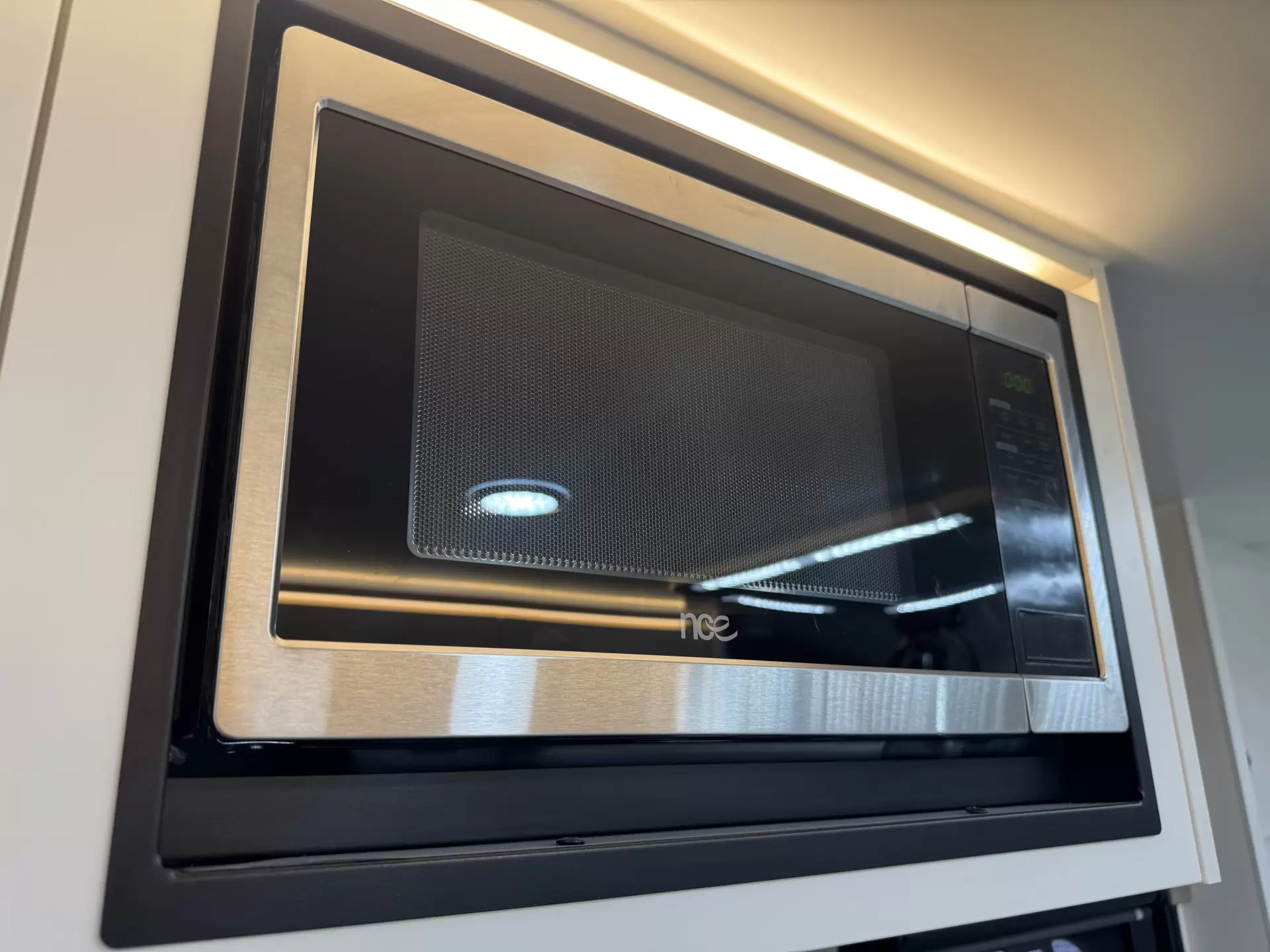 S3 19'6 Queen East-West Bunk (196D/T)