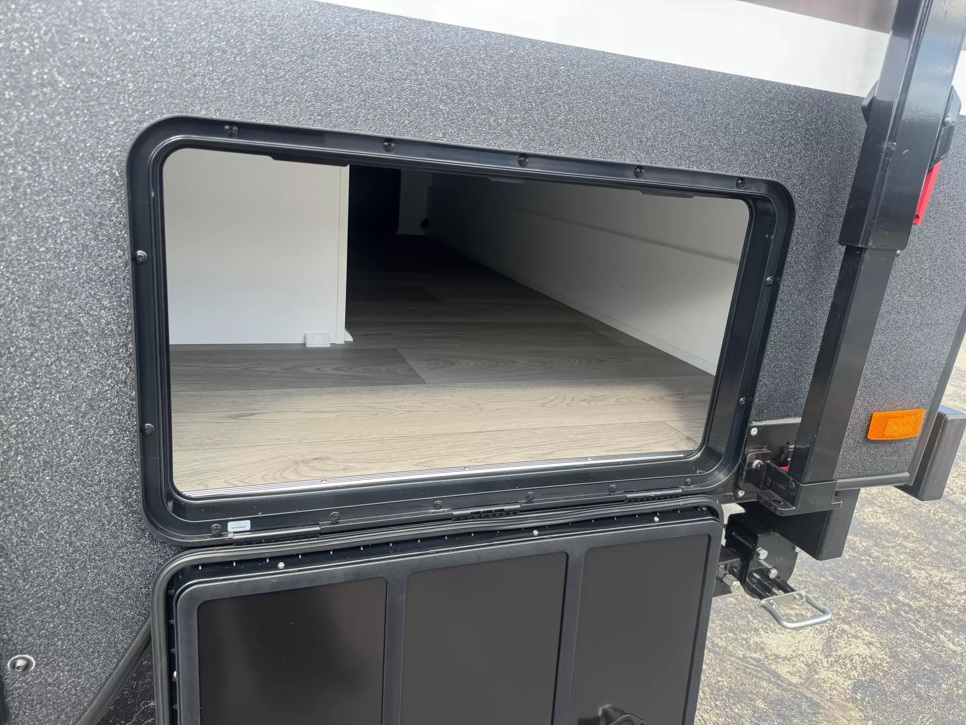 MY26 Musketeer Empress