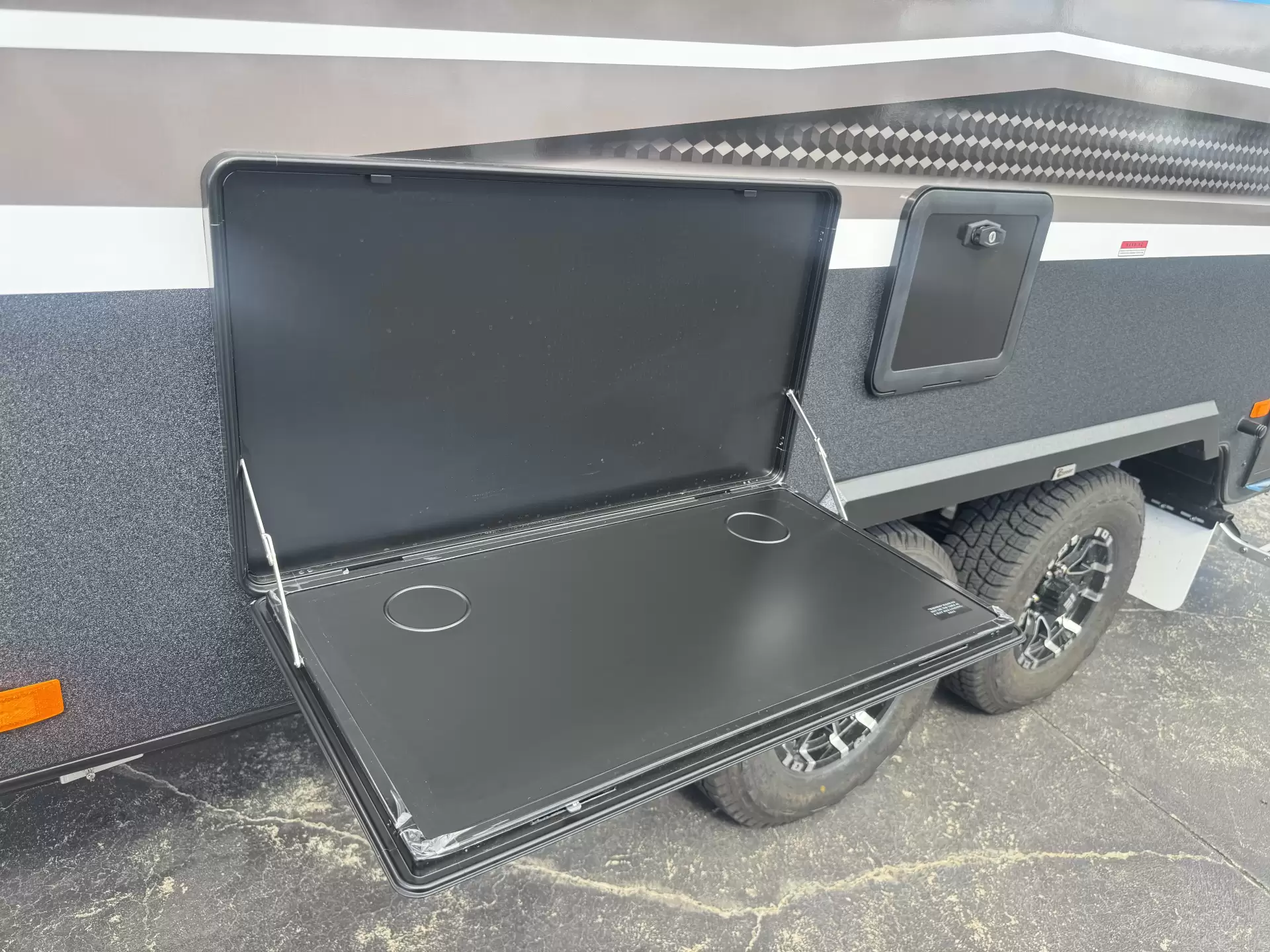 MY26 Musketeer Empress