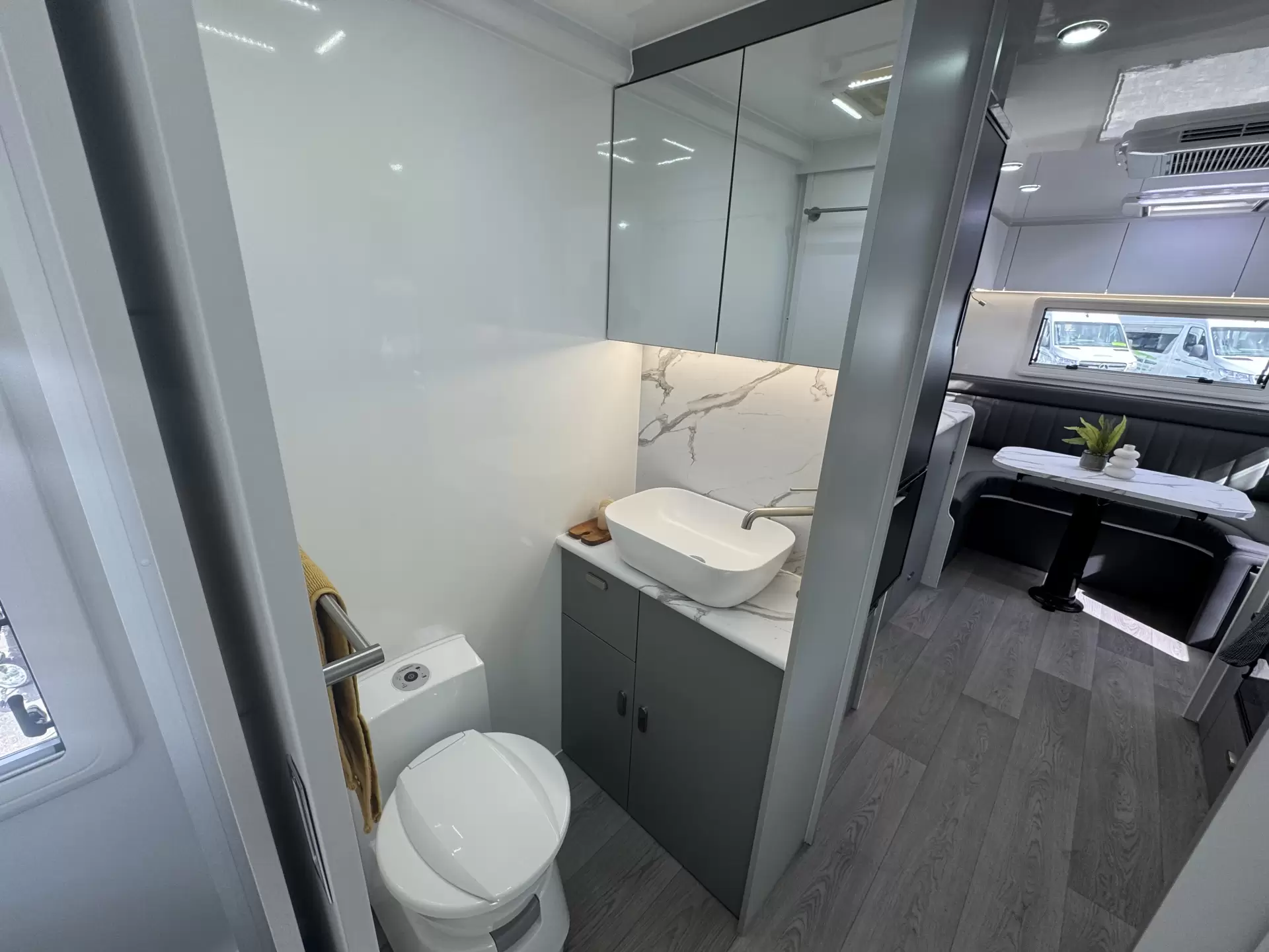 MY26 Musketeer Empress