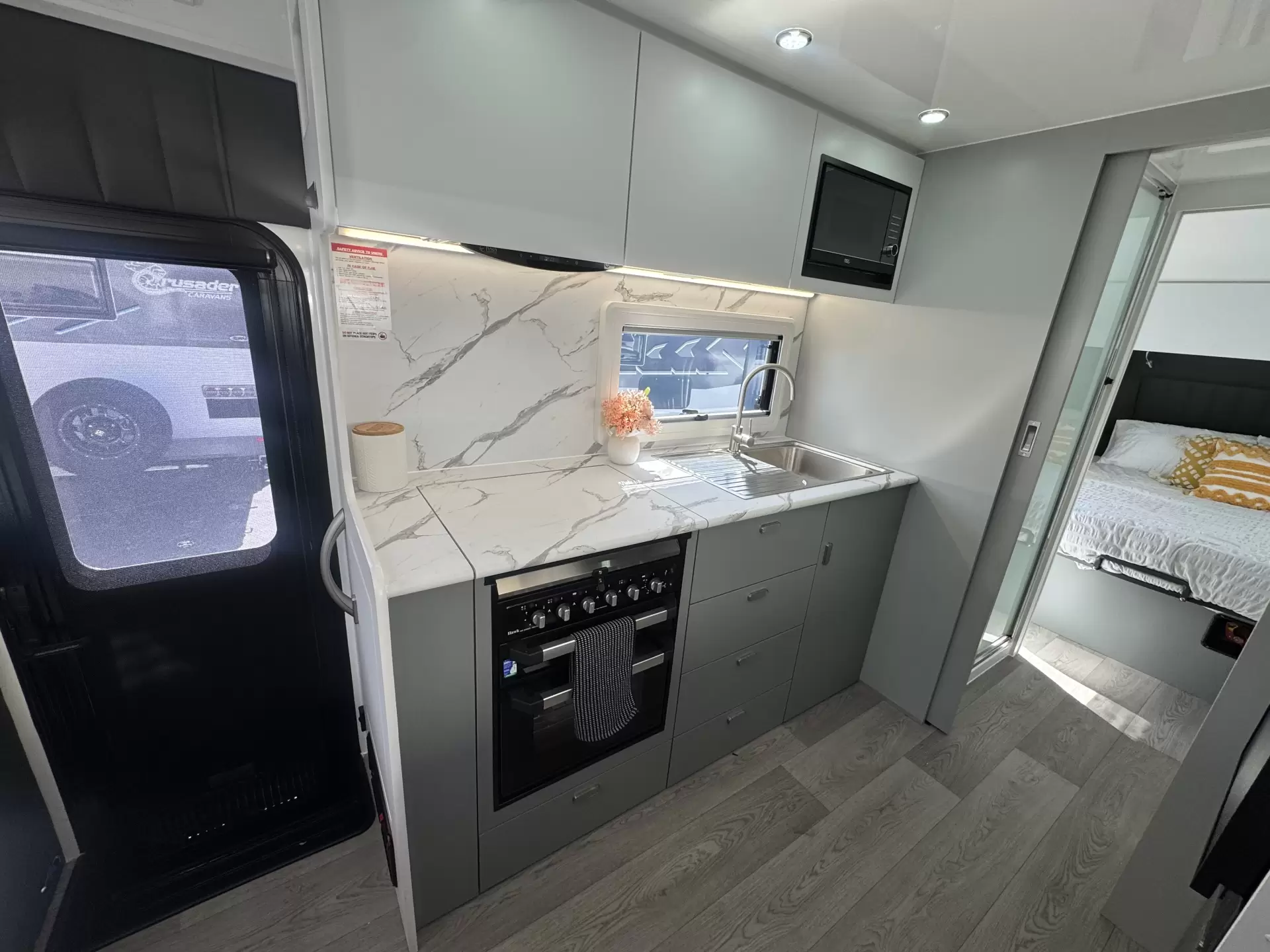 MY26 Musketeer Empress