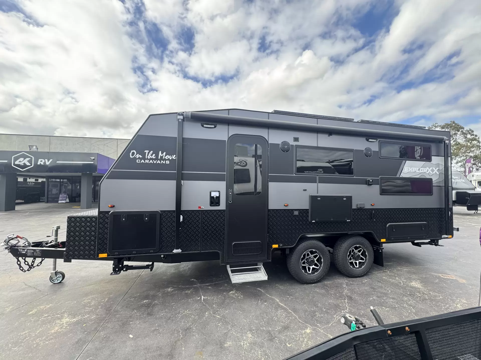 ExplorXX Tourer 19.6 Wide Bunk