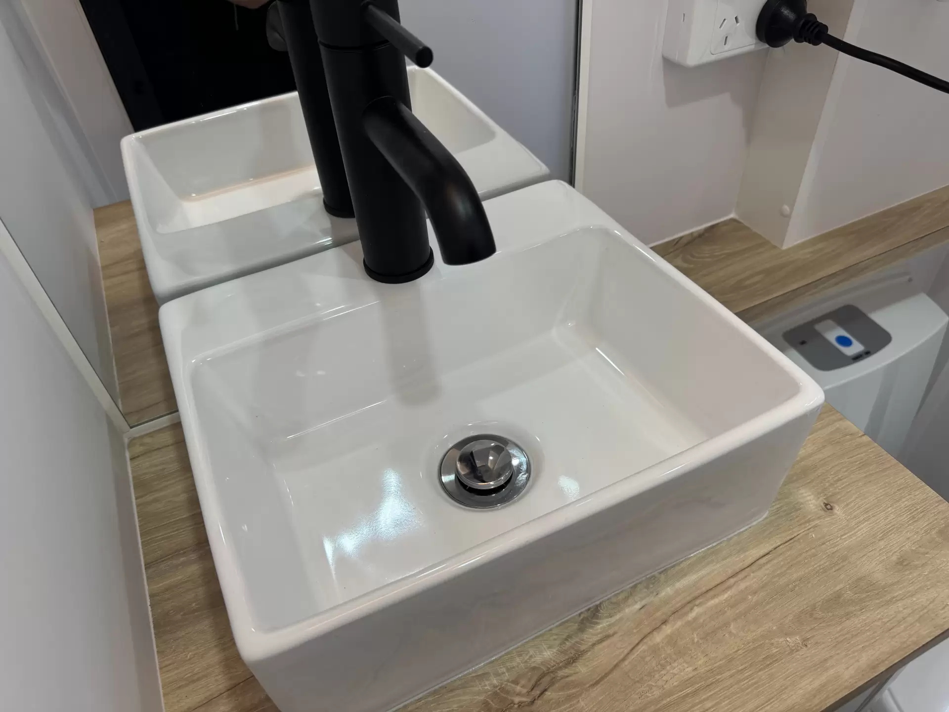 ExplorXX Tourer 19.6 Wide Bunk