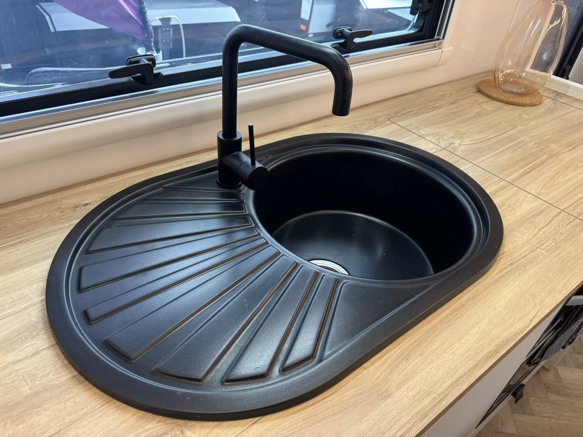 ExplorXX Tourer 19.6 Wide Bunk