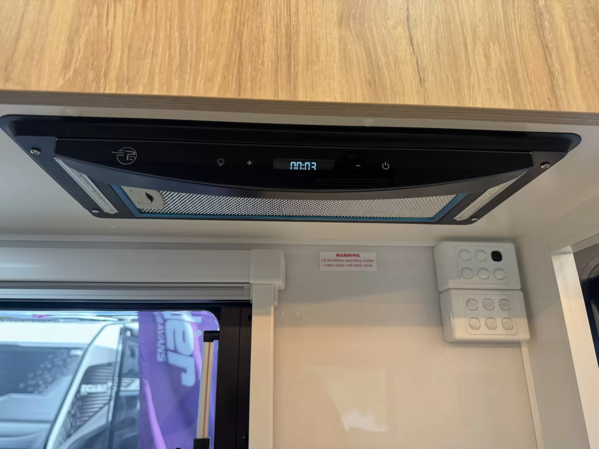 ExplorXX Tourer 19.6 Wide Bunk