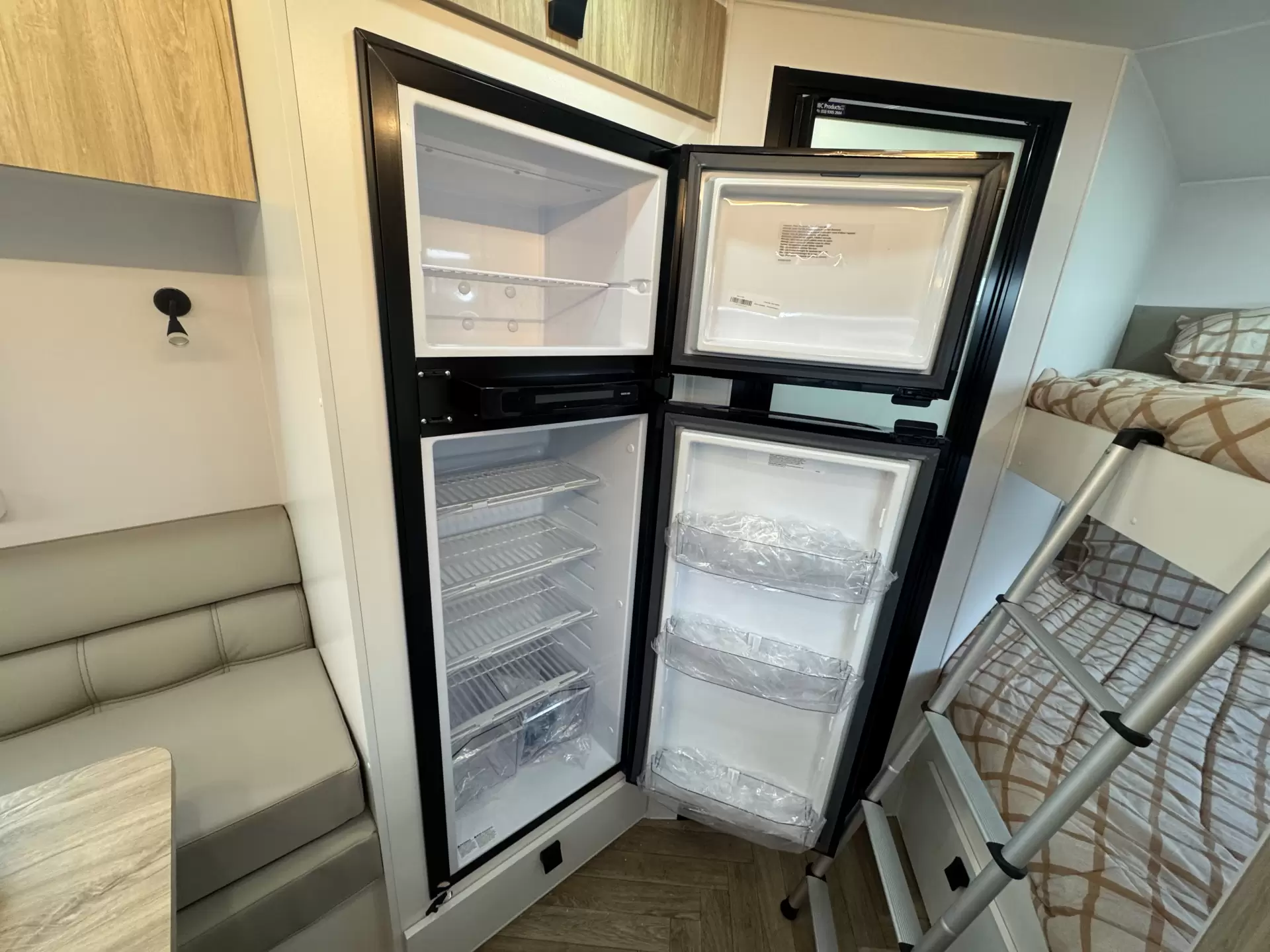 ExplorXX Tourer 19.6 Wide Bunk