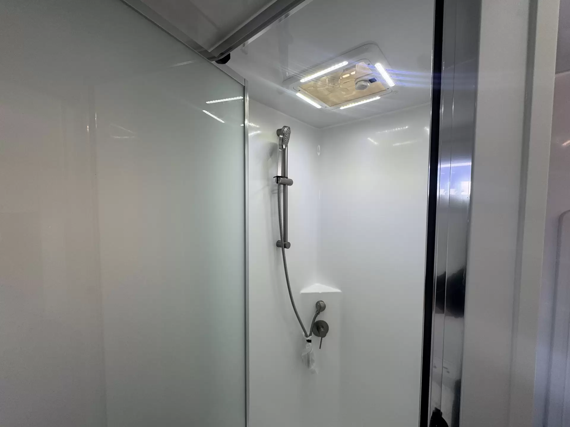 22 Series SuperX Caravan