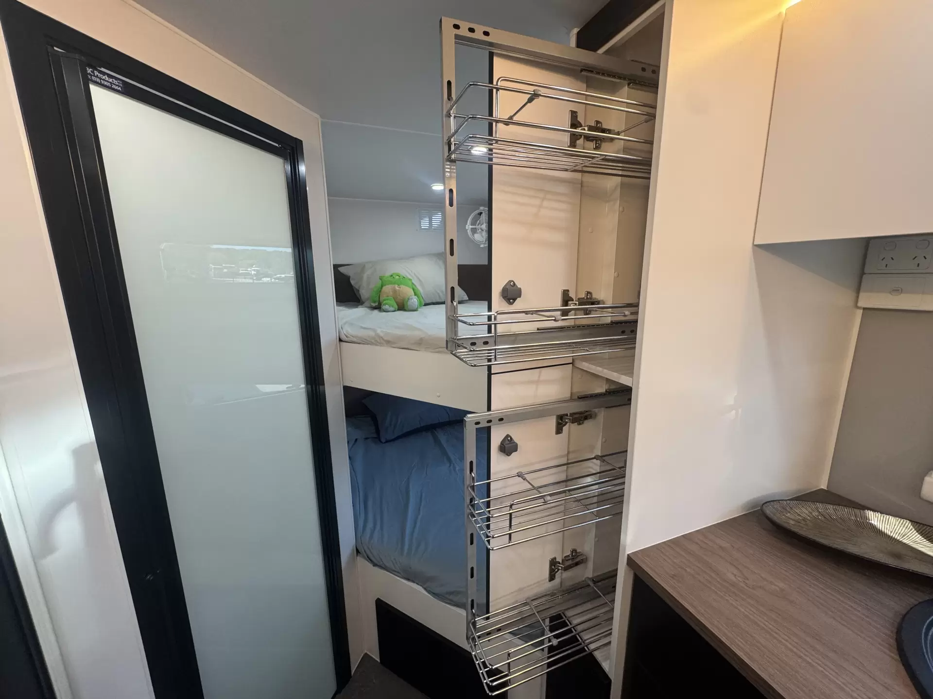 ExplorXX Tourer 20.6 Wide Bunk