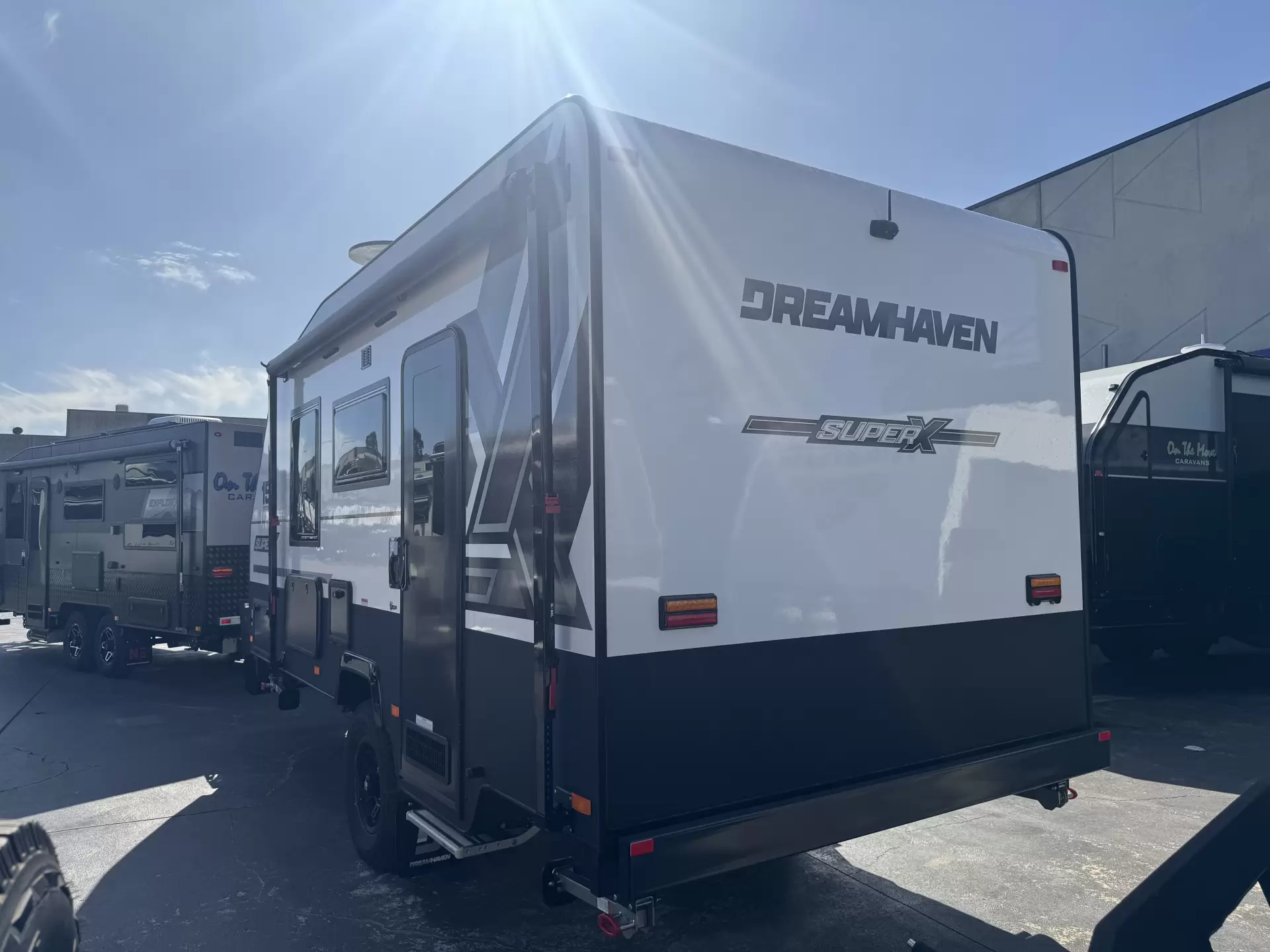 15 Series SuperX Caravan