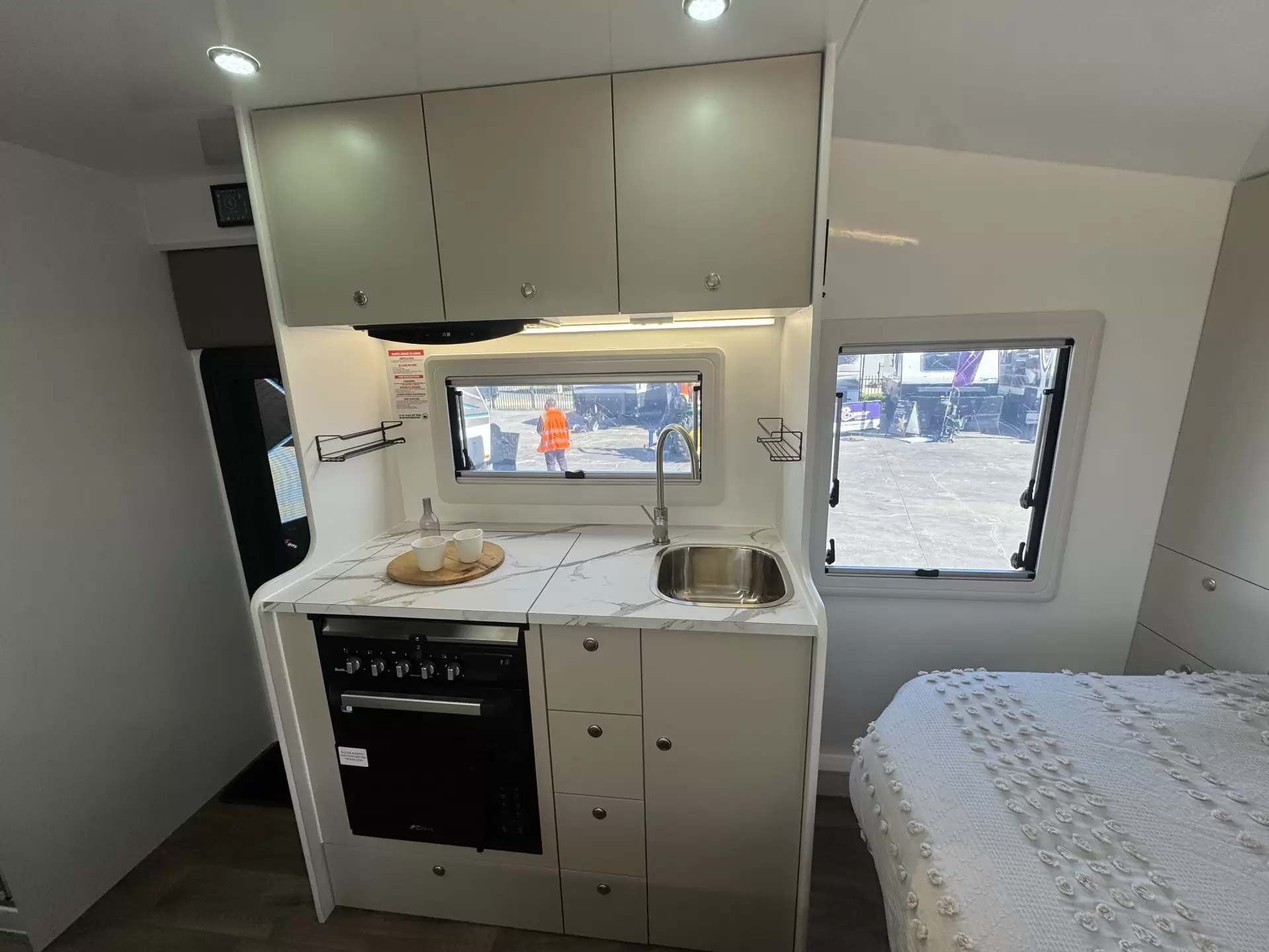 15 Series SuperX Caravan