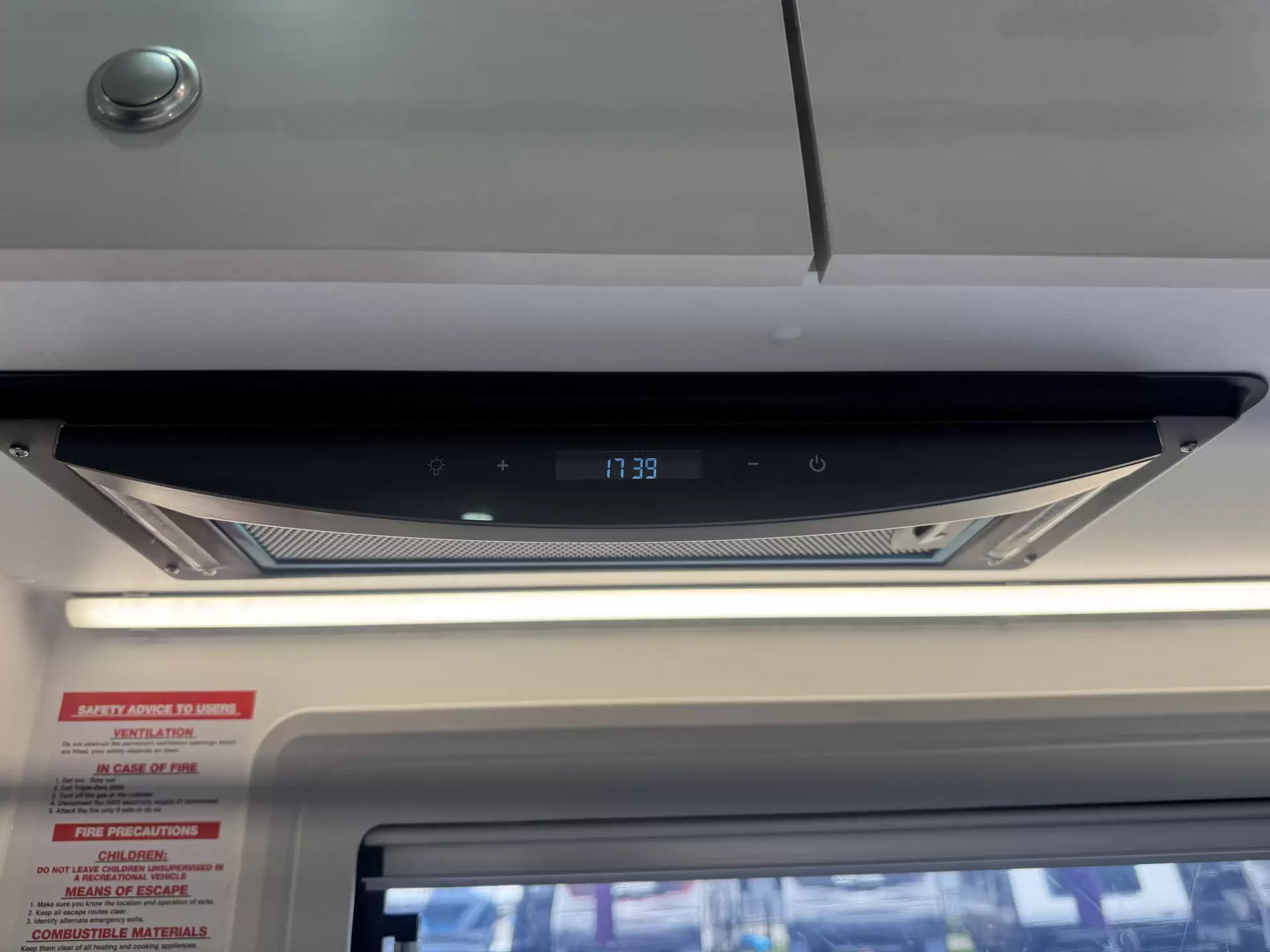 15 Series SuperX Caravan