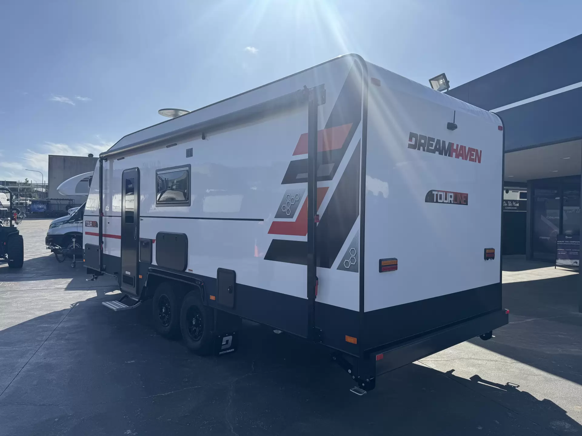 21 Series Family Tourline Caravan