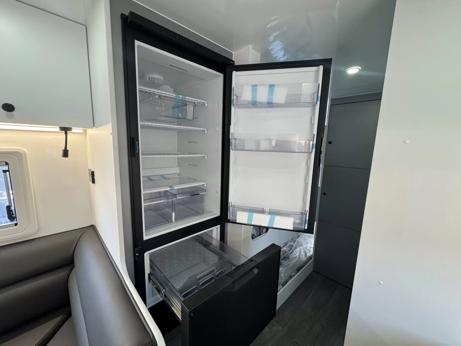 21 Series Family Tourline Caravan