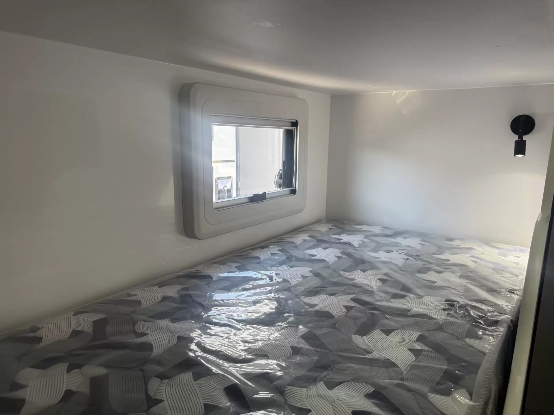 21 Series Family Tourline Caravan