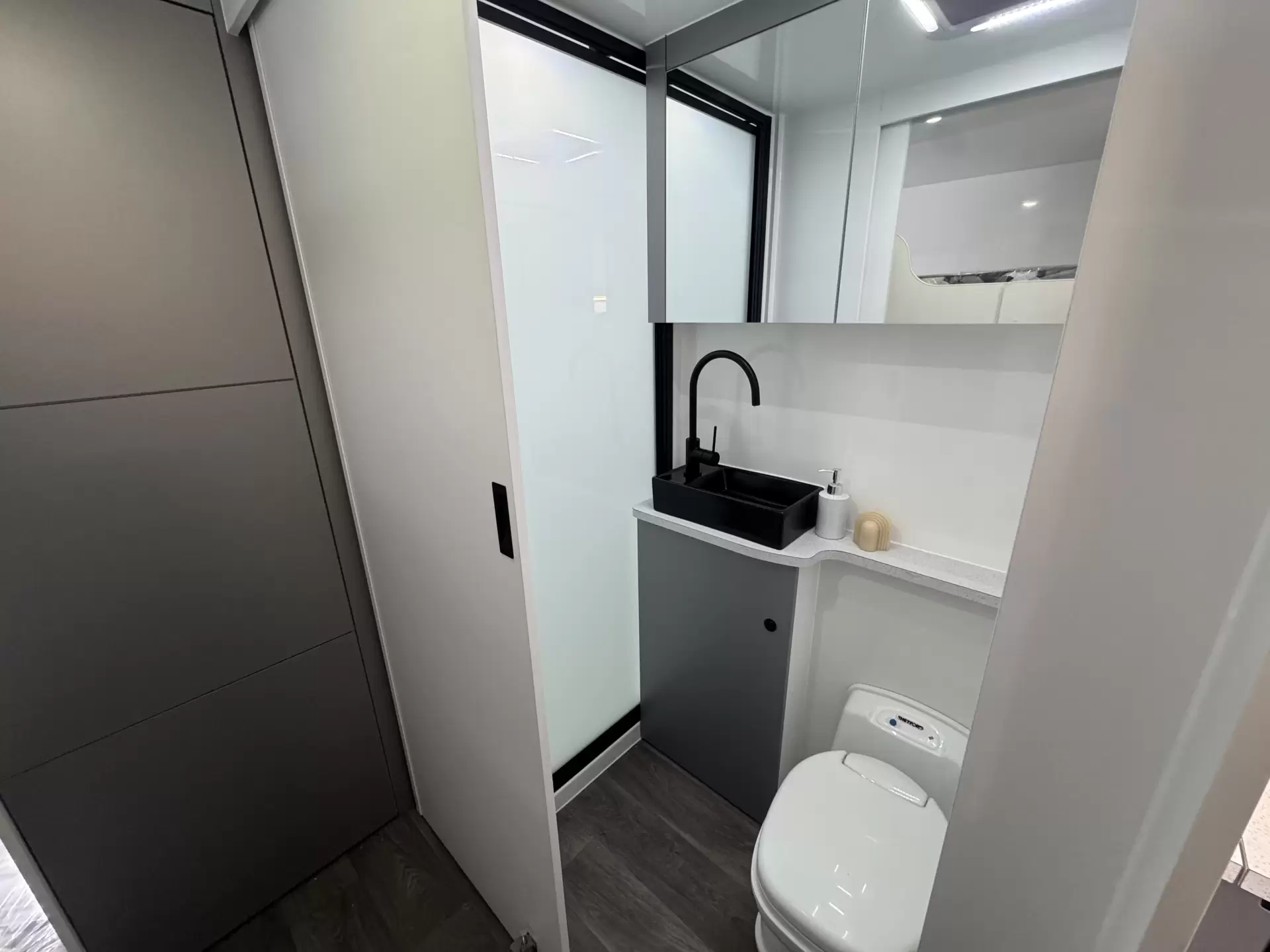 21 Series Family Tourline Caravan