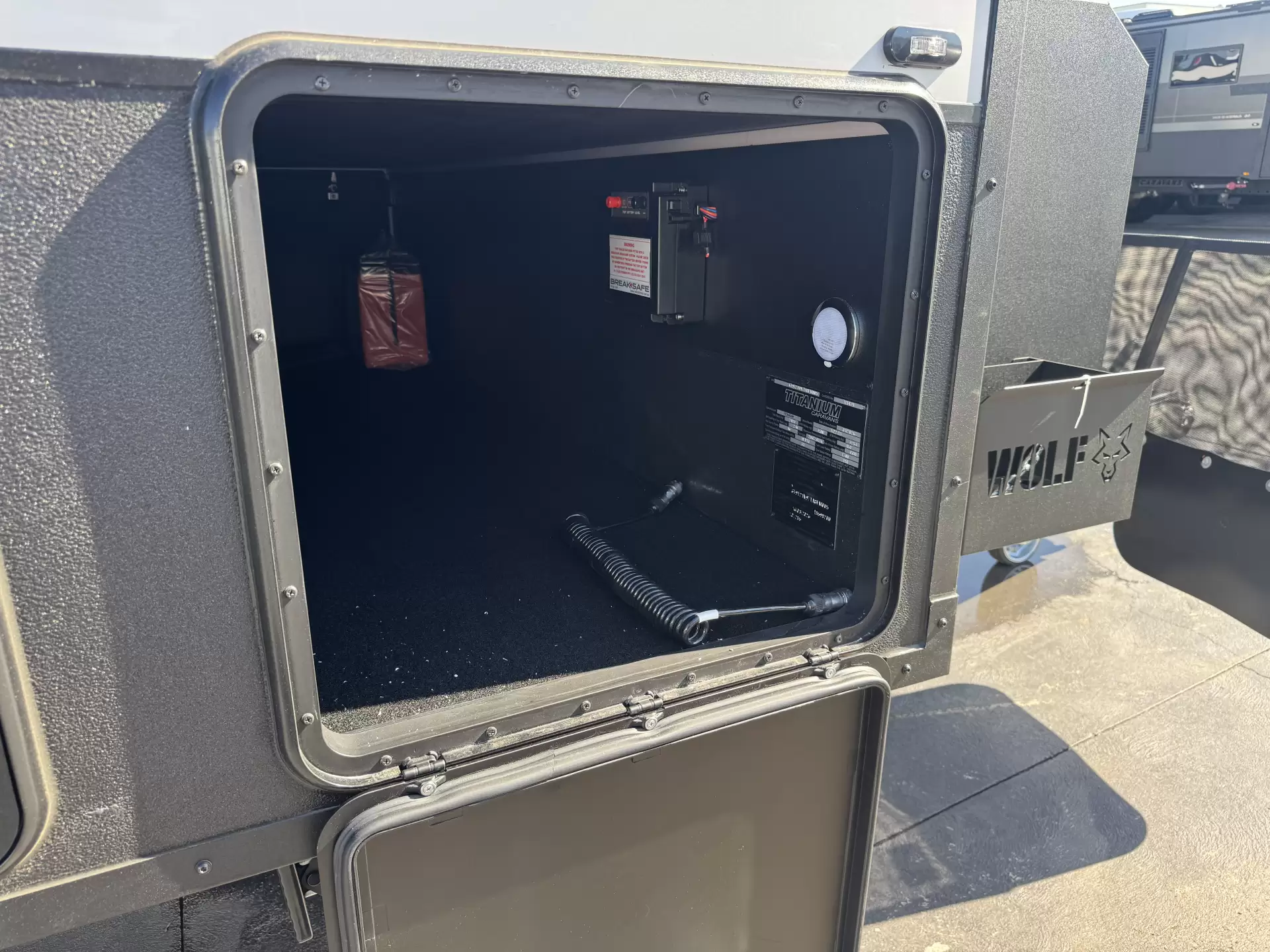 S3 21'6 East West Rear Bunk (216EWRD/T)