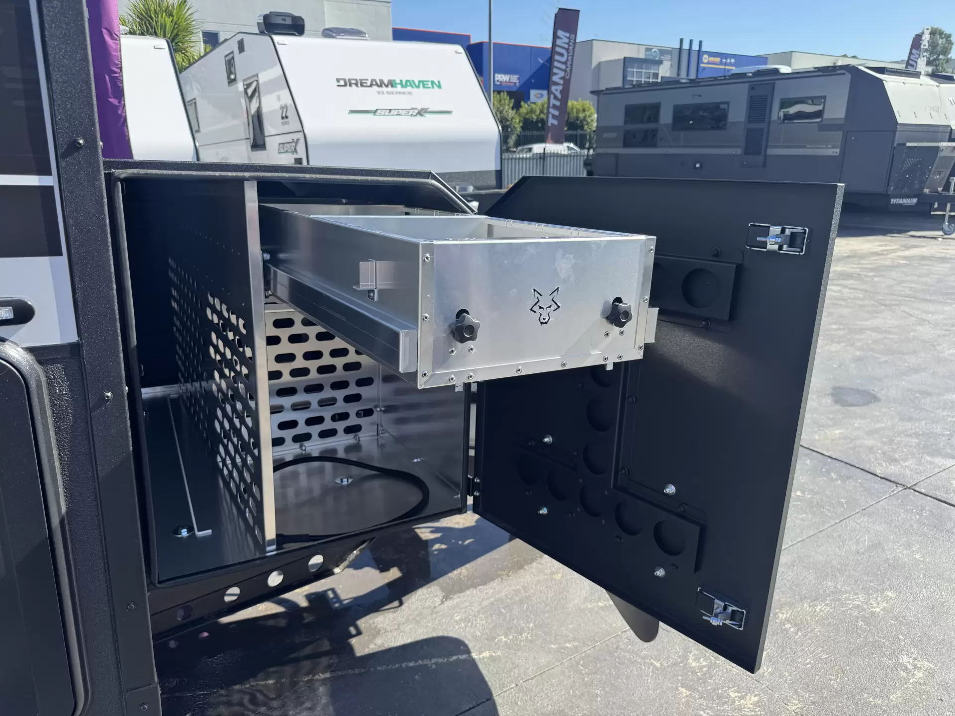 S3 21'6 East West Rear Bunk (216EWRD/T)