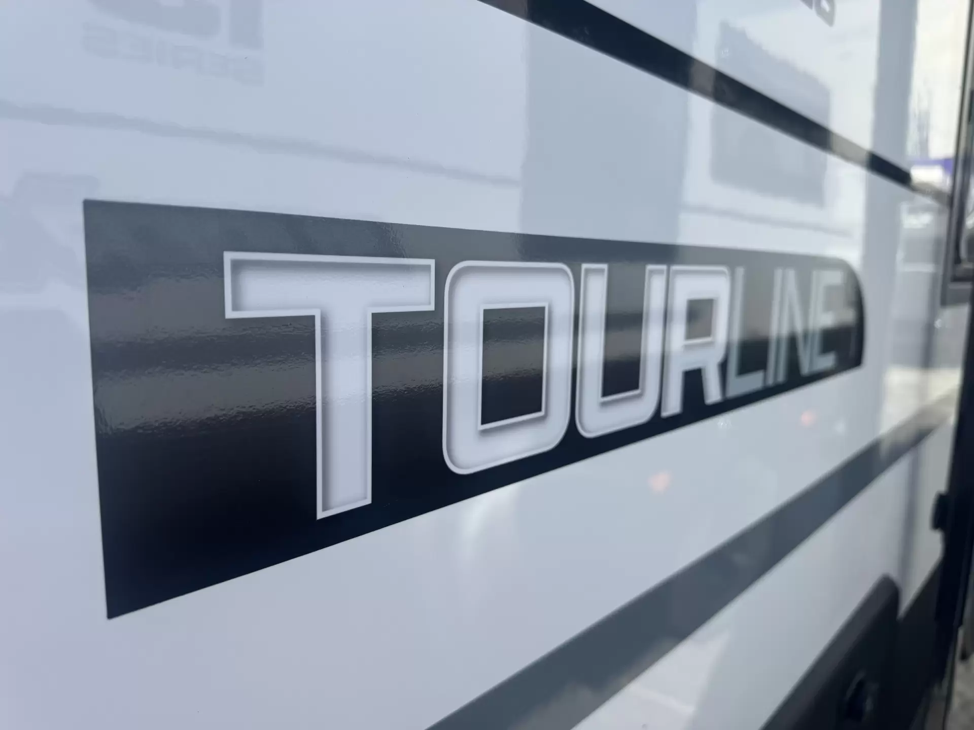 18 Series Tourline Caravan