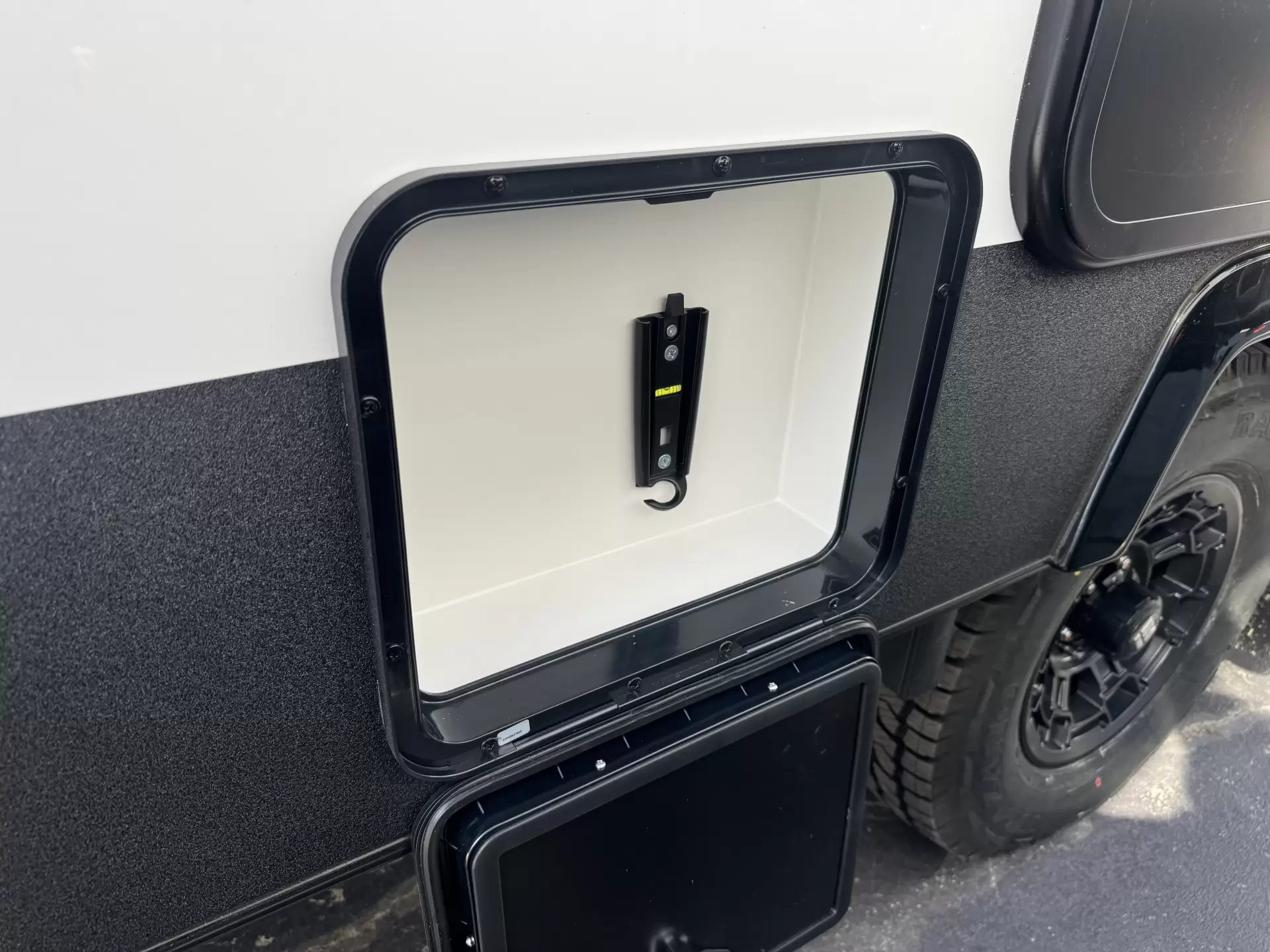 18 Series Tourline Caravan