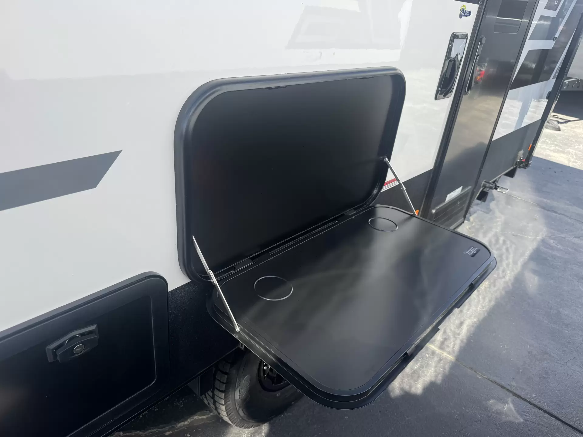 18 Series Tourline Caravan