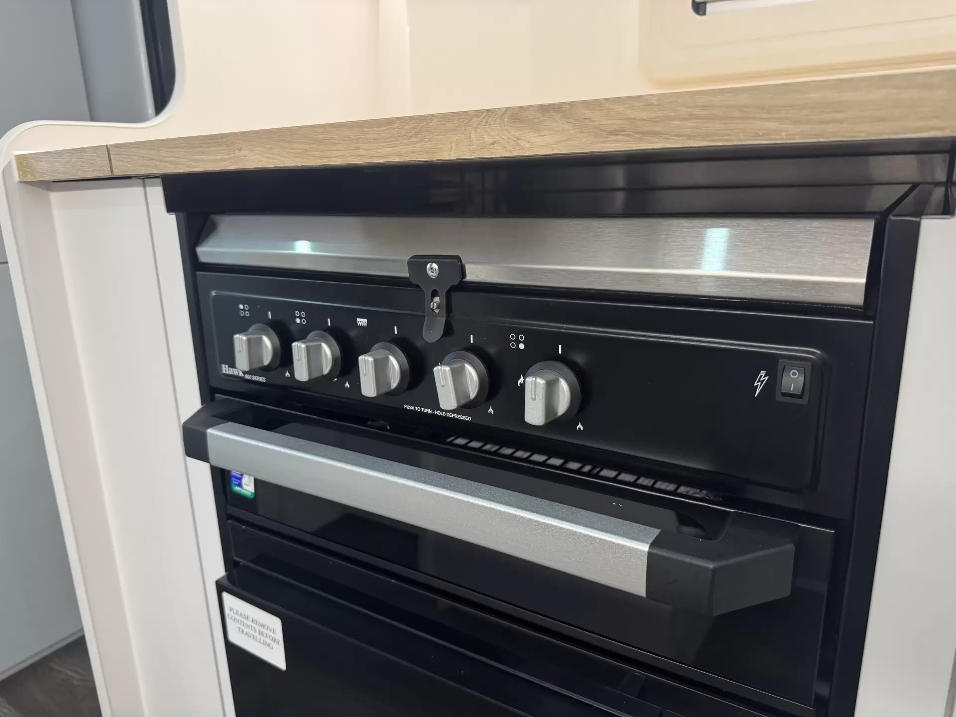18 Series Tourline Caravan