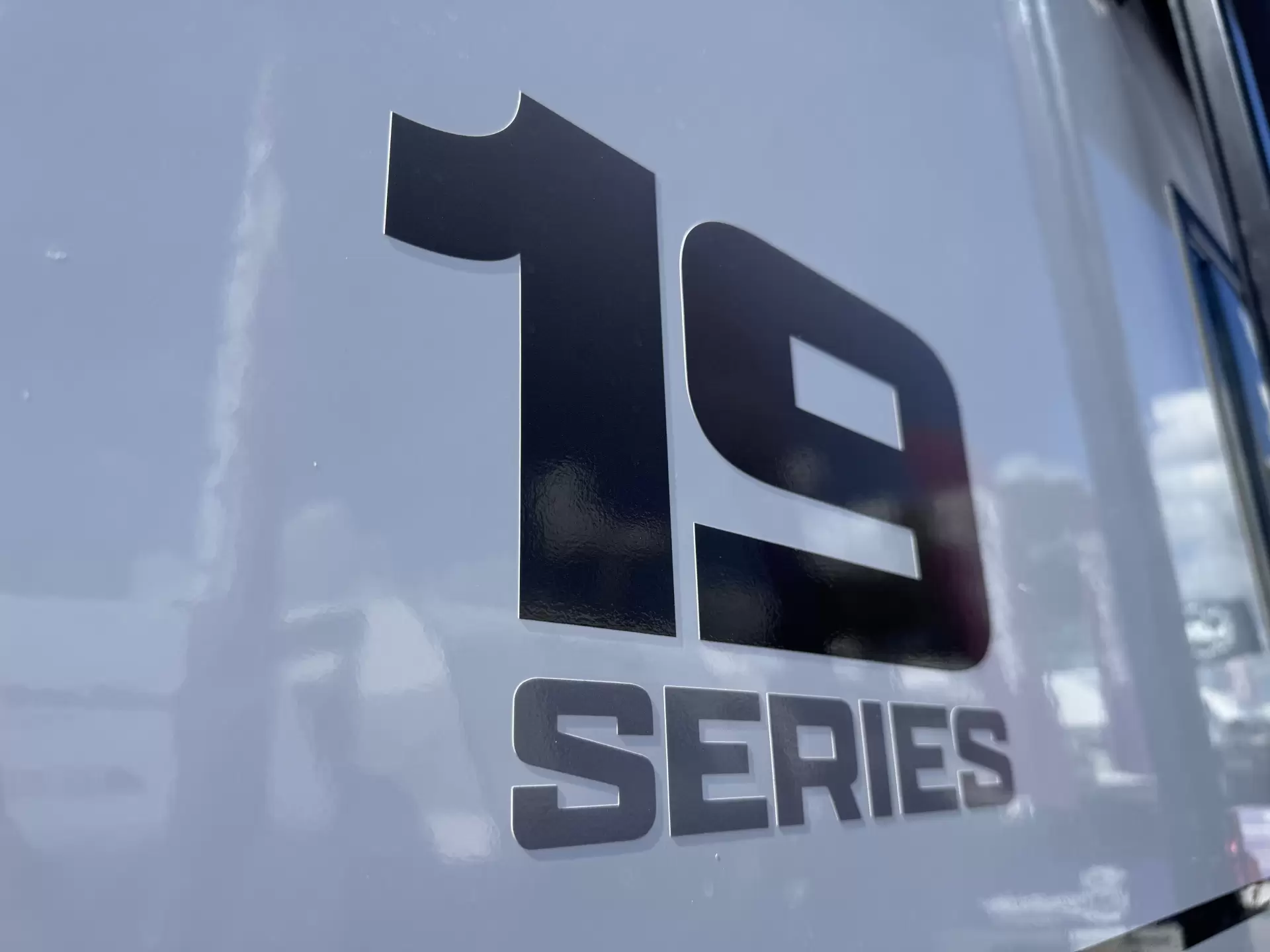 19 Series Tourline Caravan