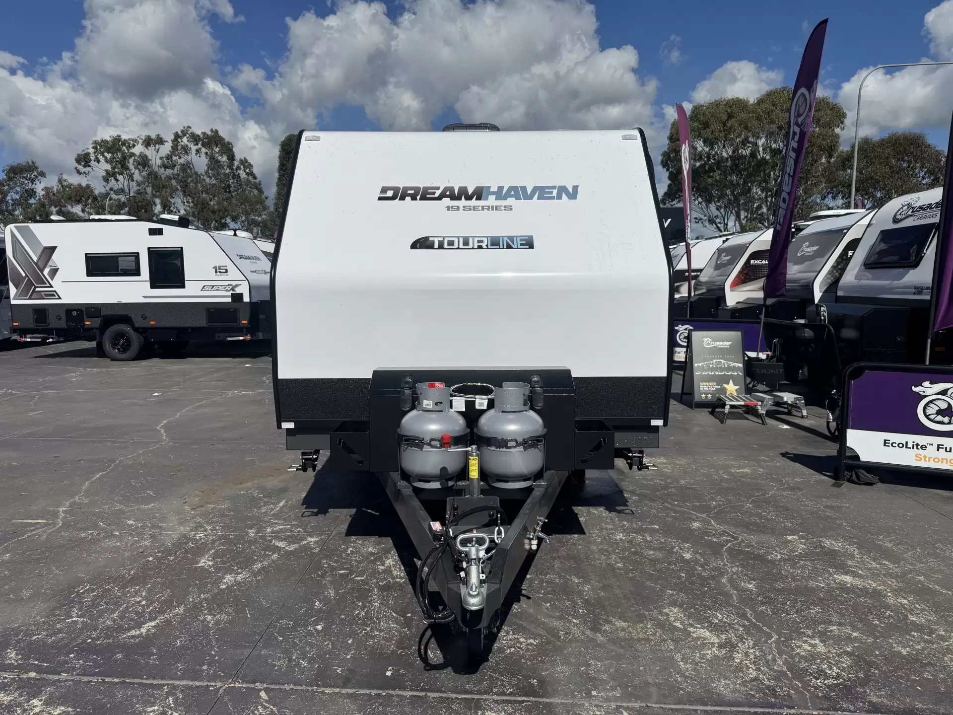 19 Series Tourline Caravan