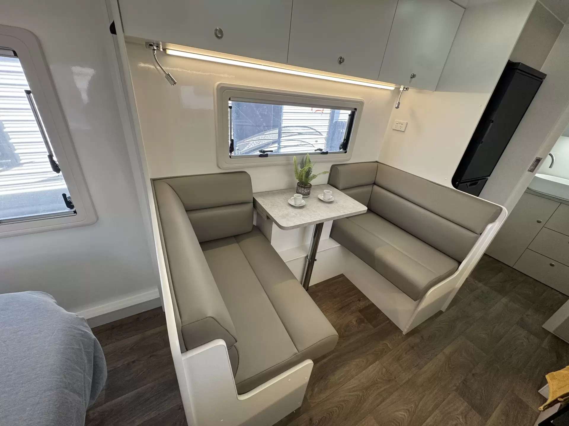 19 Series Tourline Caravan