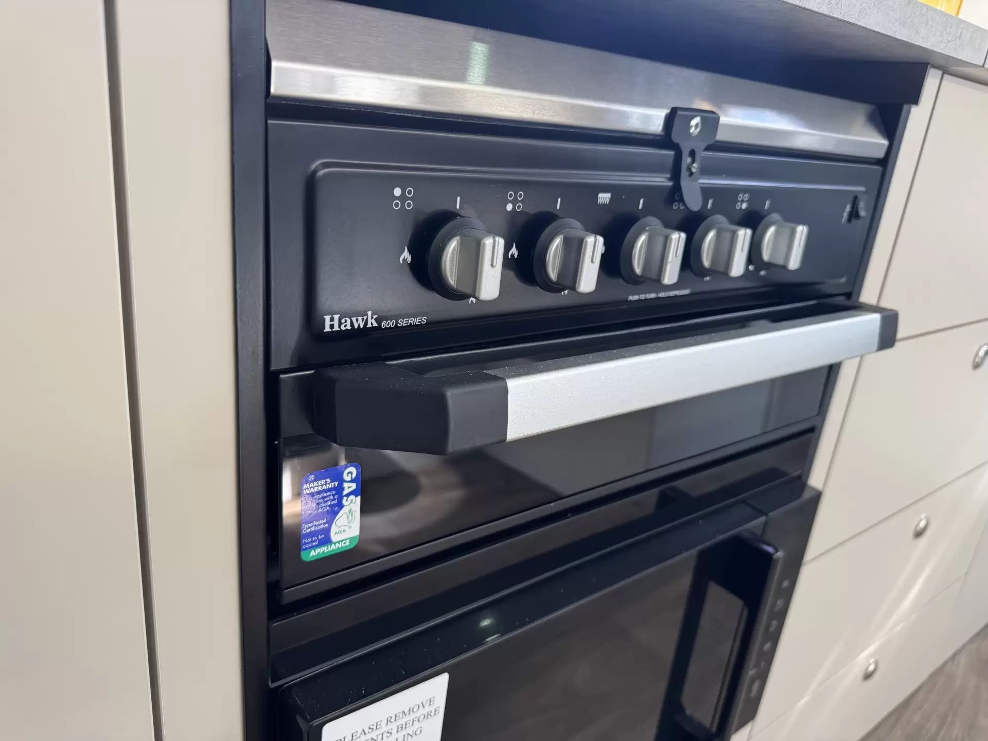 19 Series Tourline Caravan