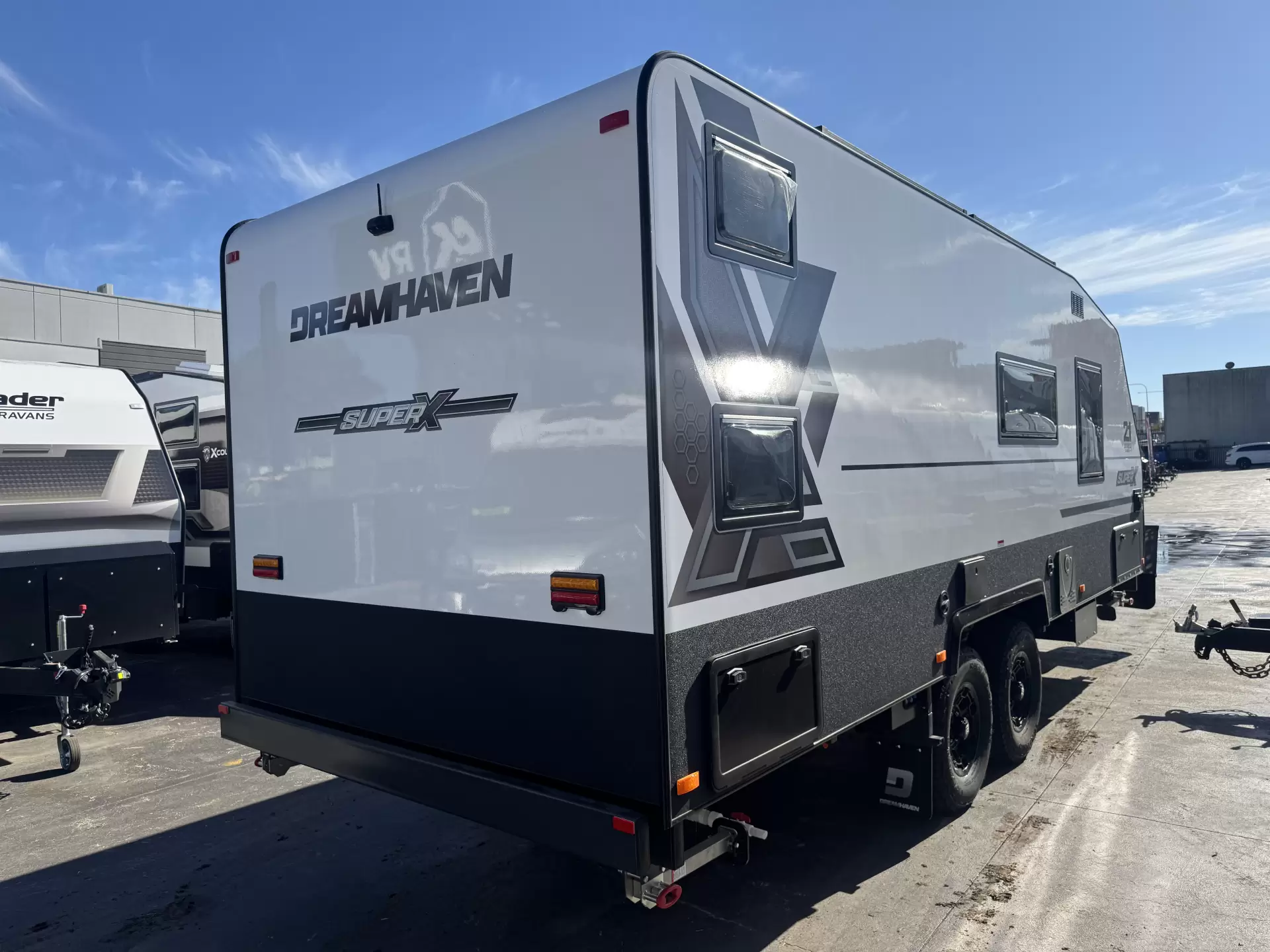 21 Series Family SuperX Caravan