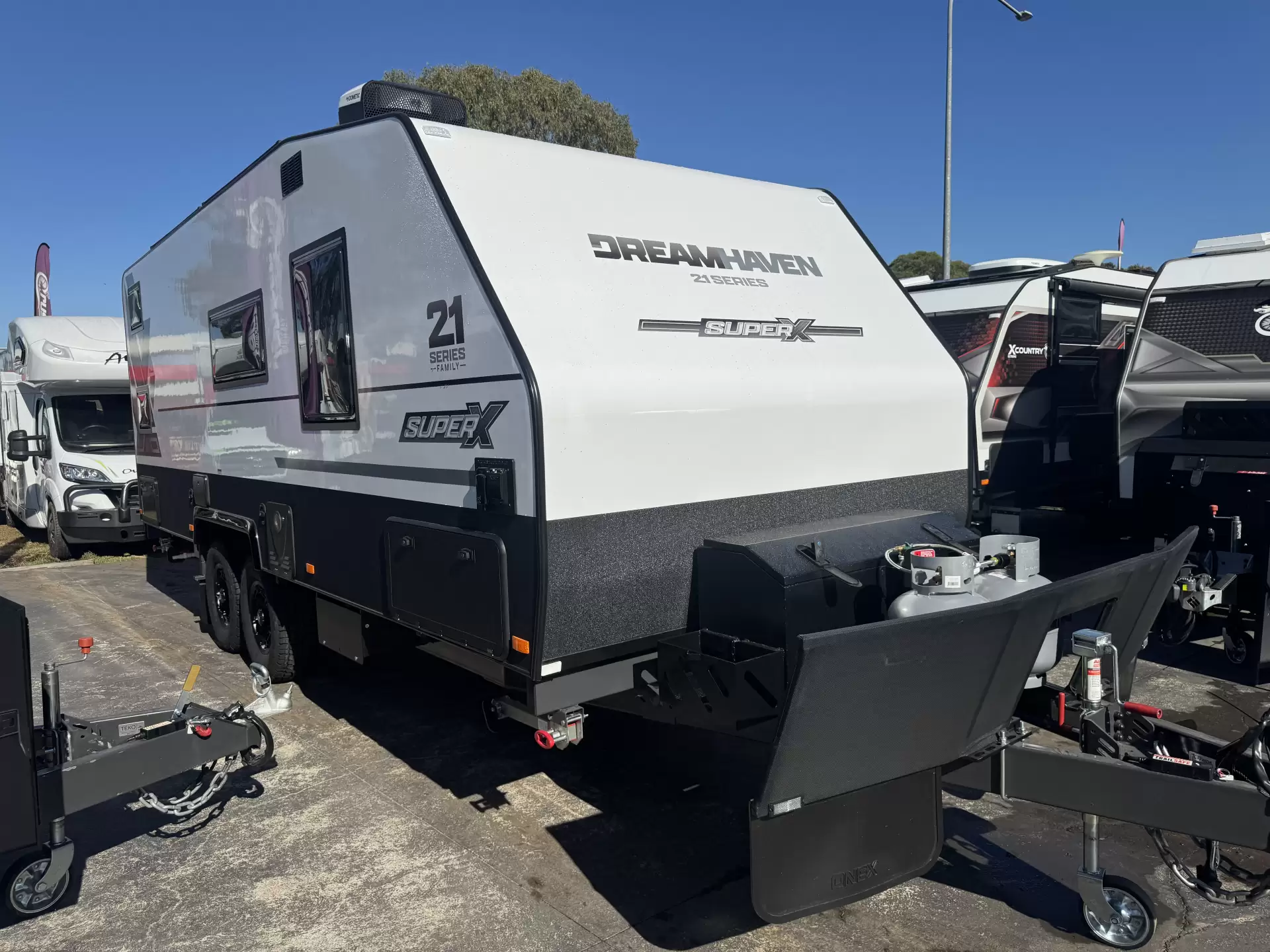 21 Series Family SuperX Caravan