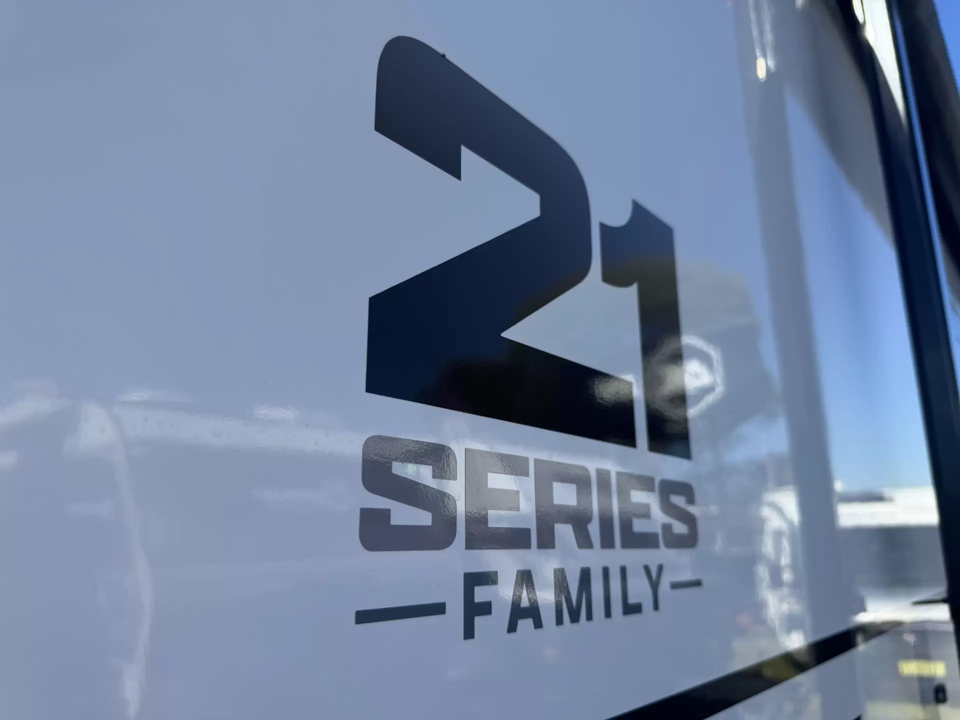 21 Series Family SuperX Caravan