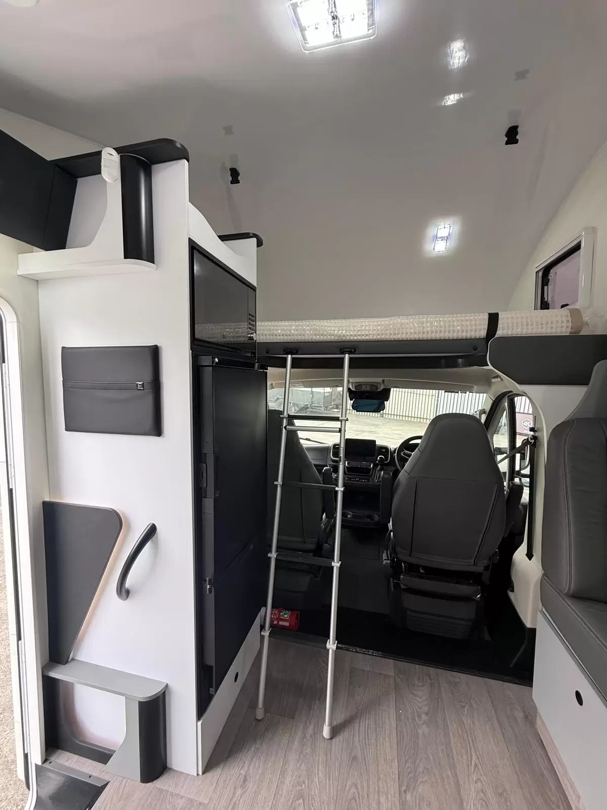 Birdsville LX C Type