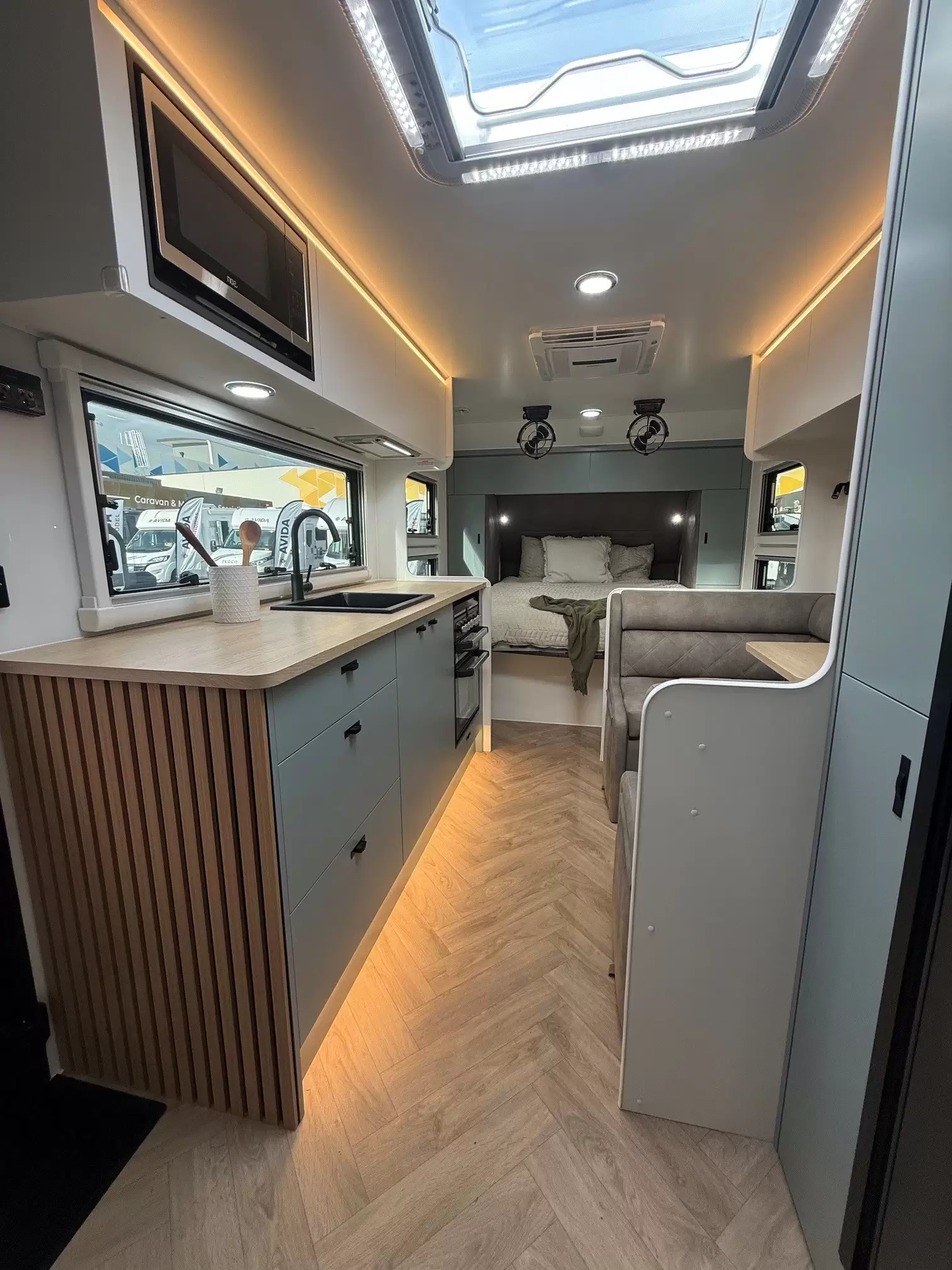 S3 19'6 Rear Door (196RD)