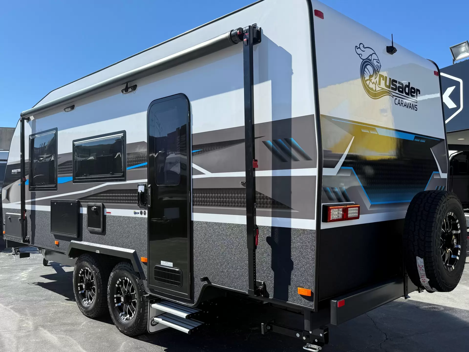 Exterior Slider Image